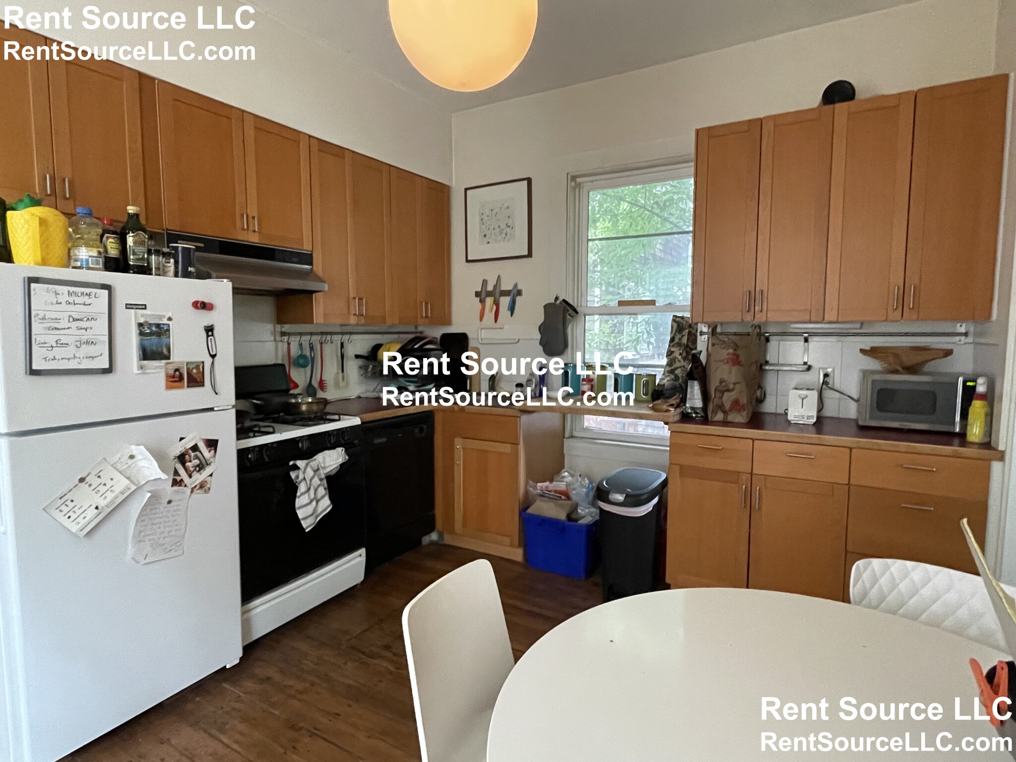 3 bed, 1 bath apartment for rent at 34 Essex St Unit 1, Cambridge — photo 6 of 14