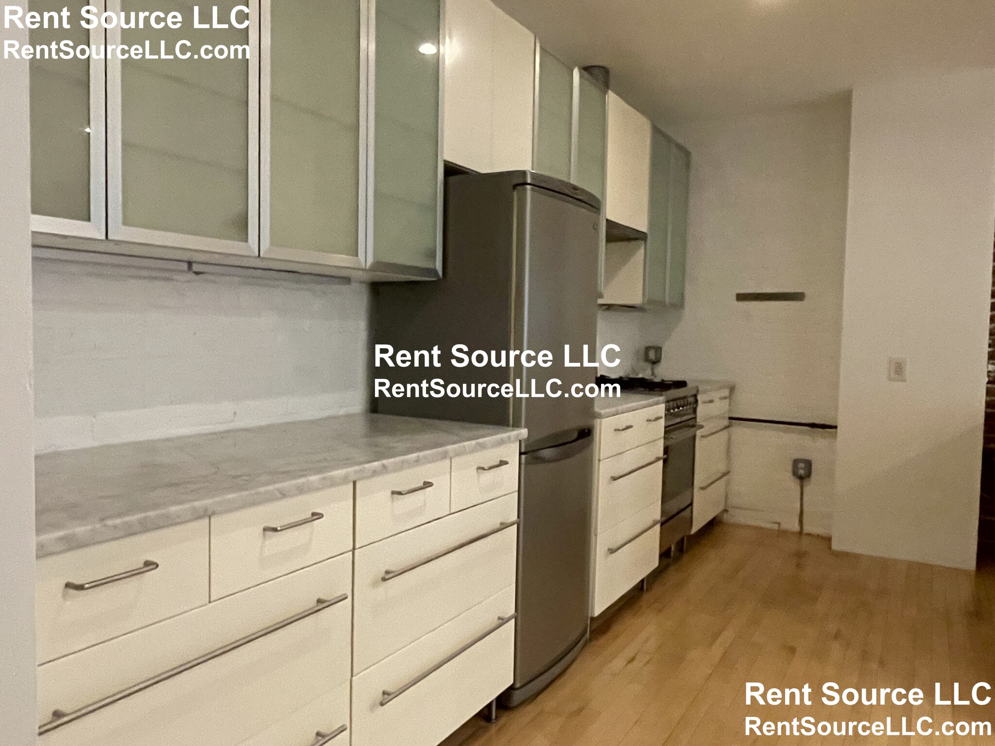 1 bed, 1 bath apartment for rent at 65 Sparks St Unit 4, Harvard Square — photo 3 of 12