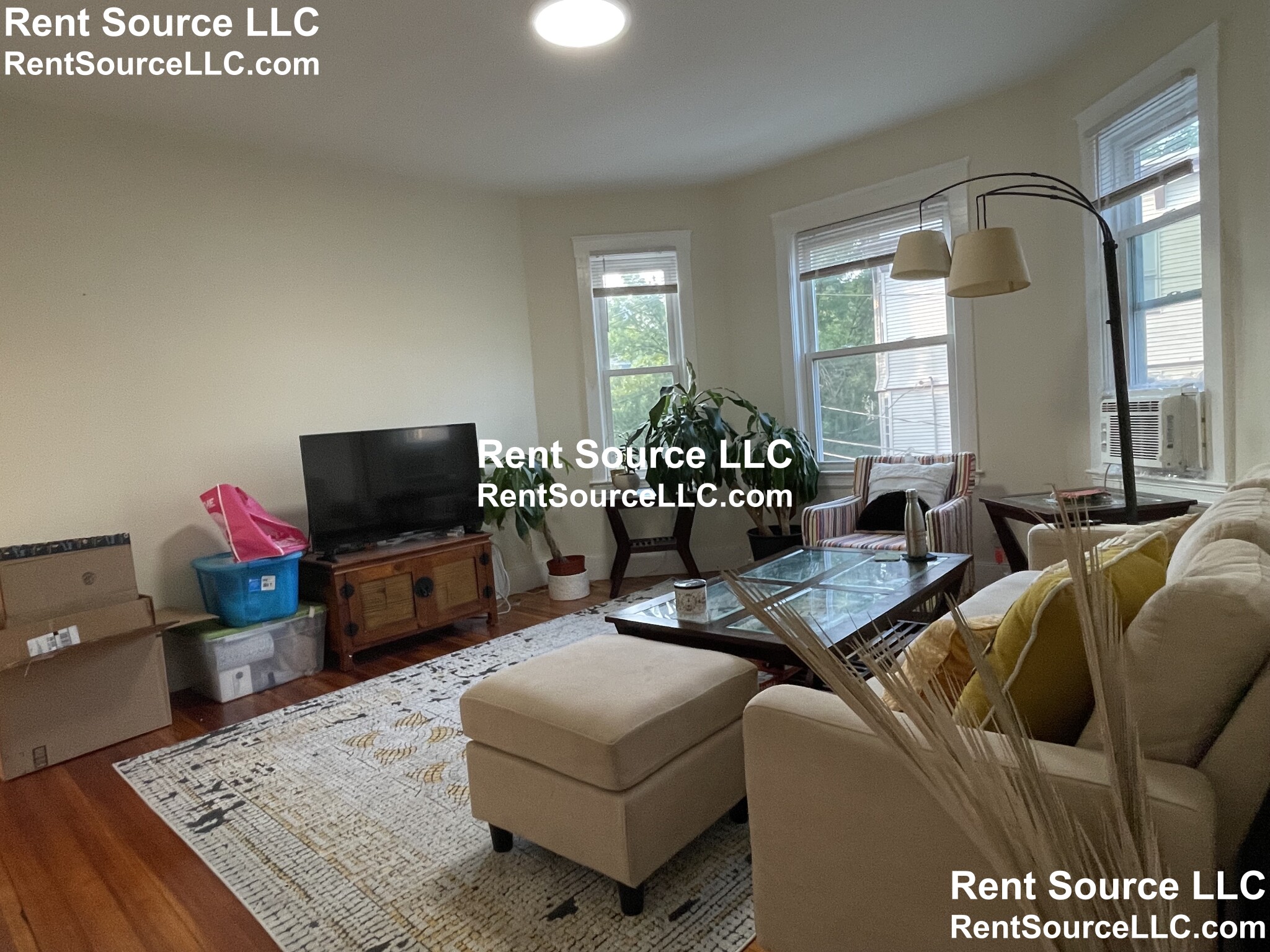 3 bed, 1 bath apartment for rent at 11 11a Harvard St Unit 3, Spring Hill — photo 3 of 16