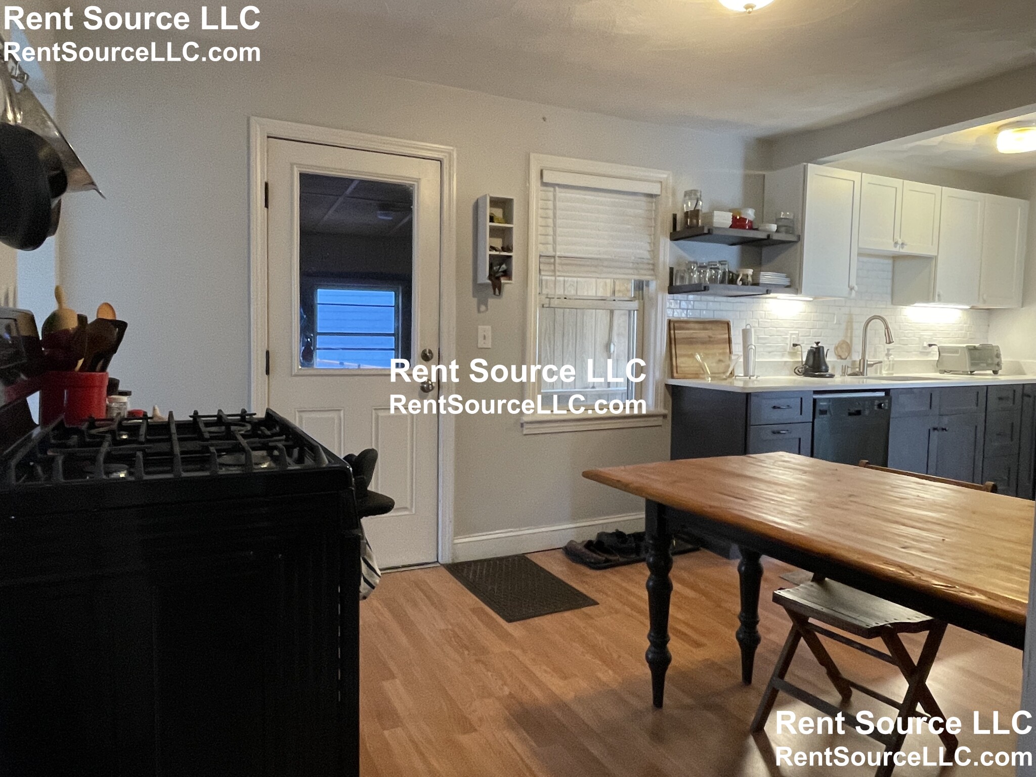 1 bed, 1 bath apartment for rent at 52 Medford St Unit 3, Somerville — photo 2 of 14