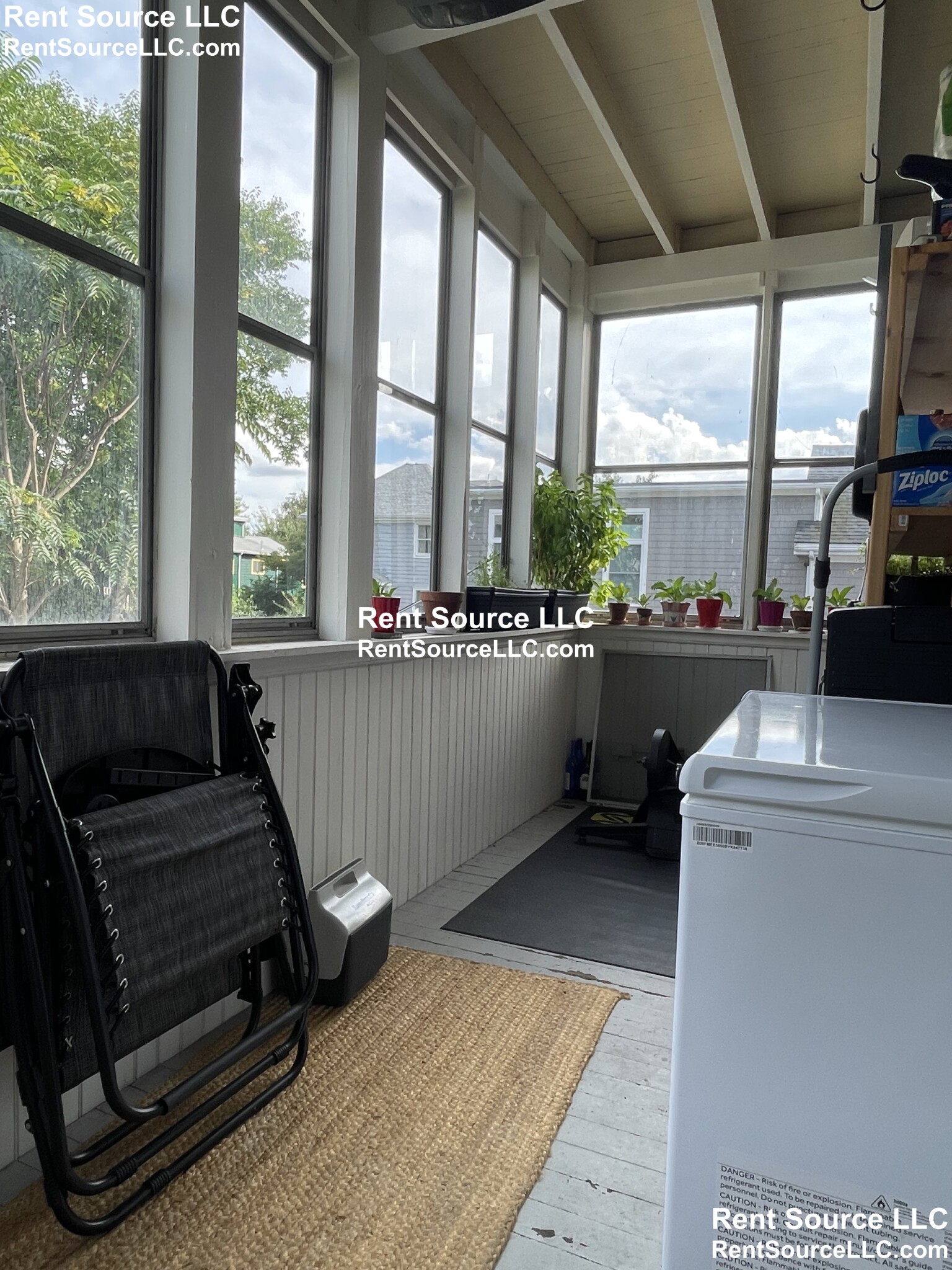 2 bed, 1 bath apartment for rent at 37 Linden Ave Unit 2, Somerville — photo 12 of 17