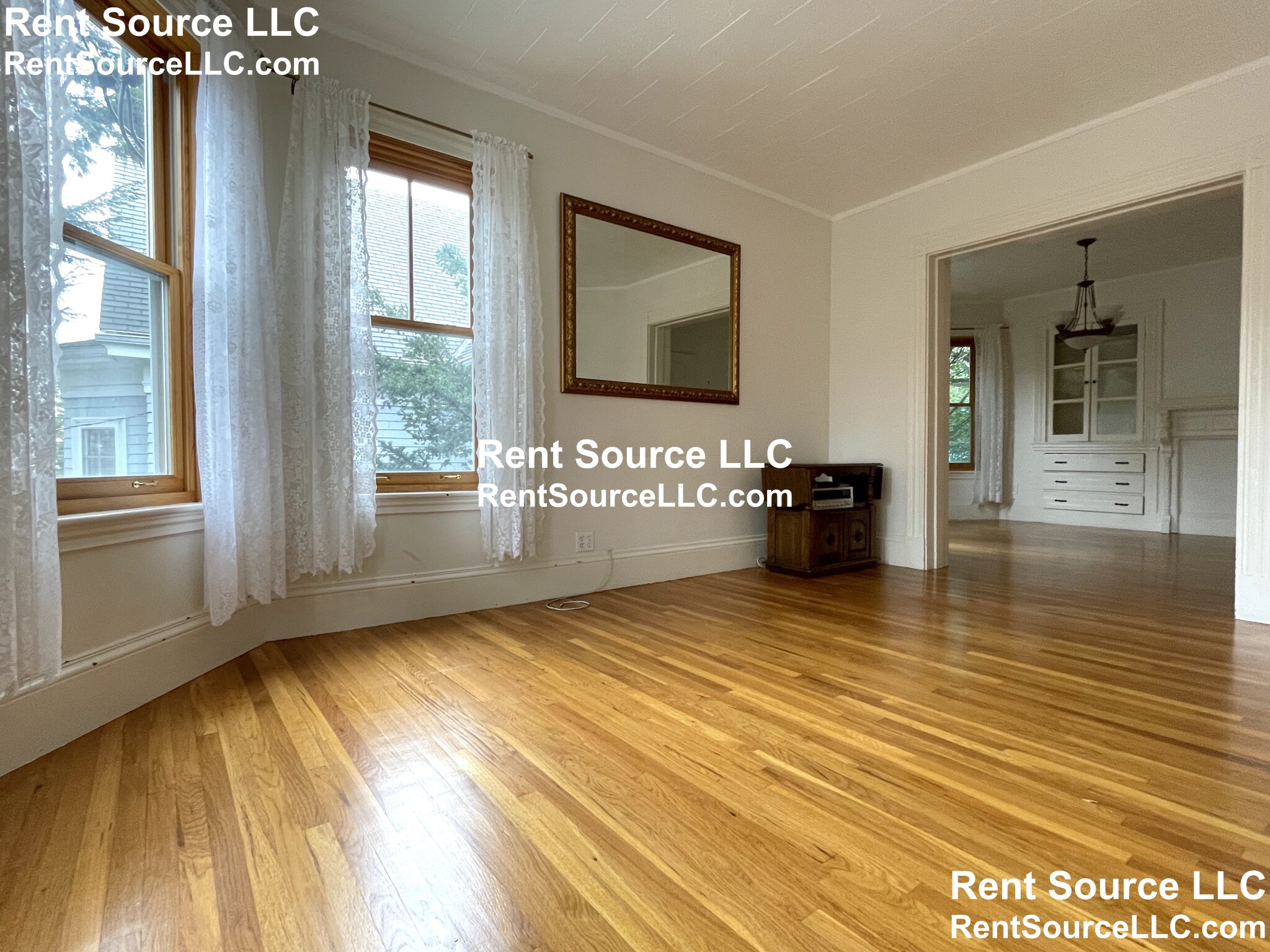 3 bed, 1 bath apartment for rent at 18 Central St Unit 2, Somerville — photo 1 of 18