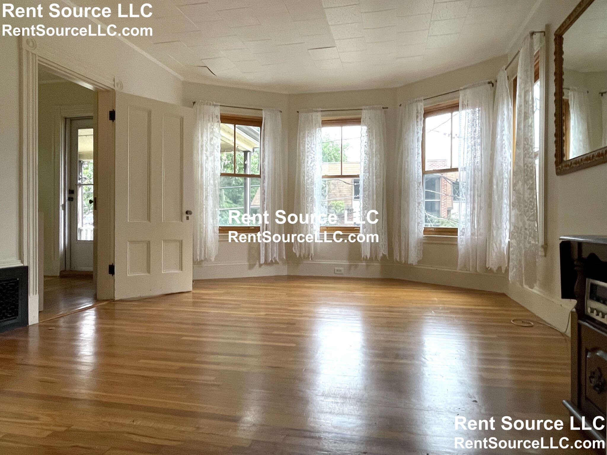 3 bed, 1 bath apartment for rent at 18 Central St Unit 2, Somerville — photo 4 of 18
