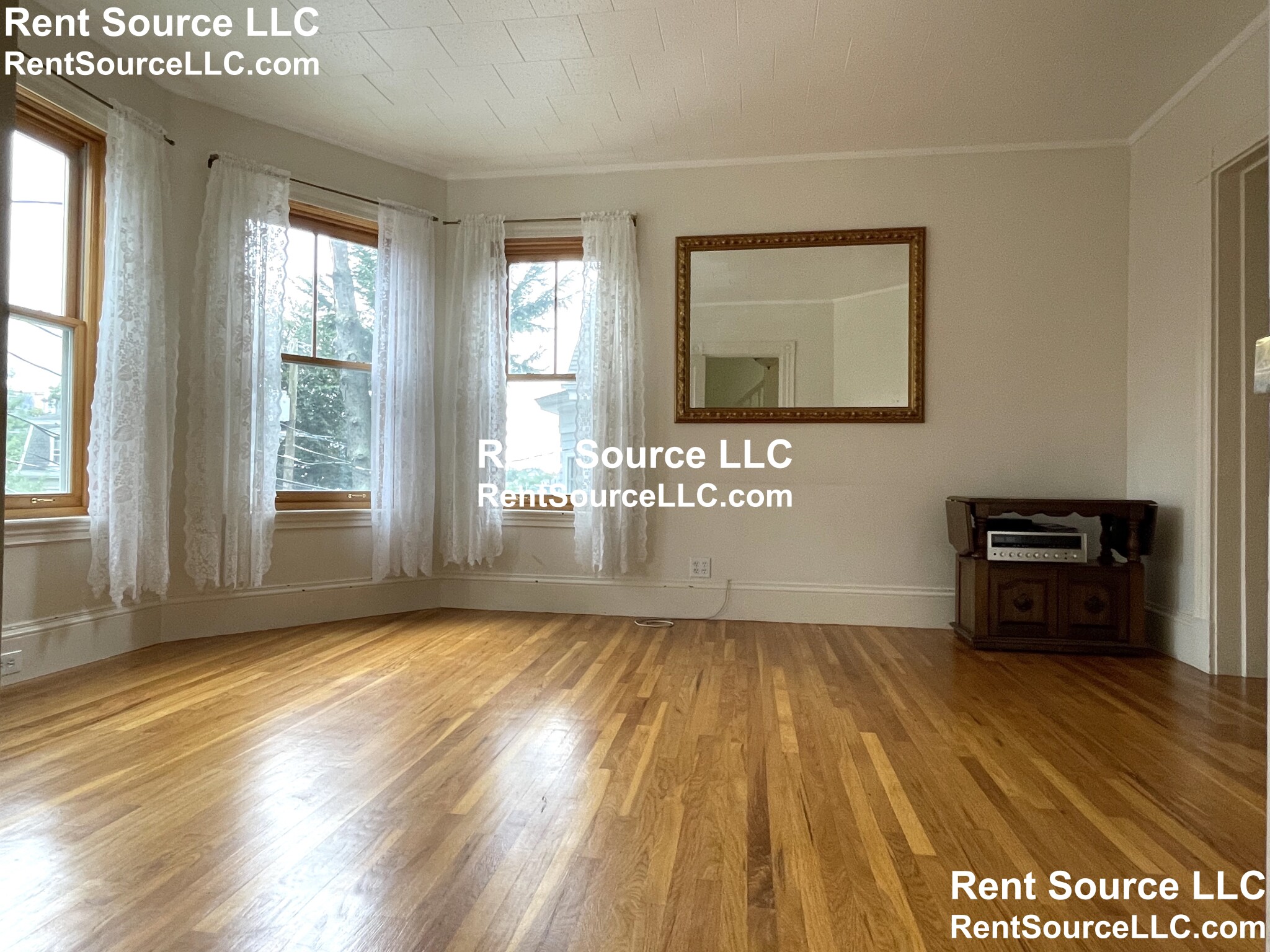 3 bed, 1 bath apartment for rent at 18 Central St Unit 2, Somerville — photo 8 of 18