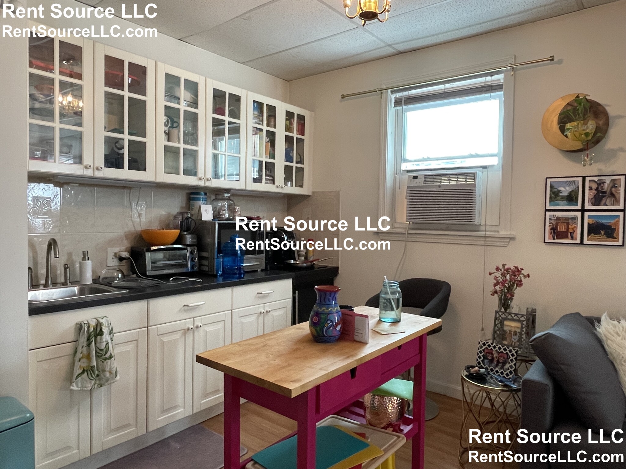 1 bed, 1 bath apartment for rent at 267 269 Highland Ave Unit 1R, Spring Hill — photo 2 of 10