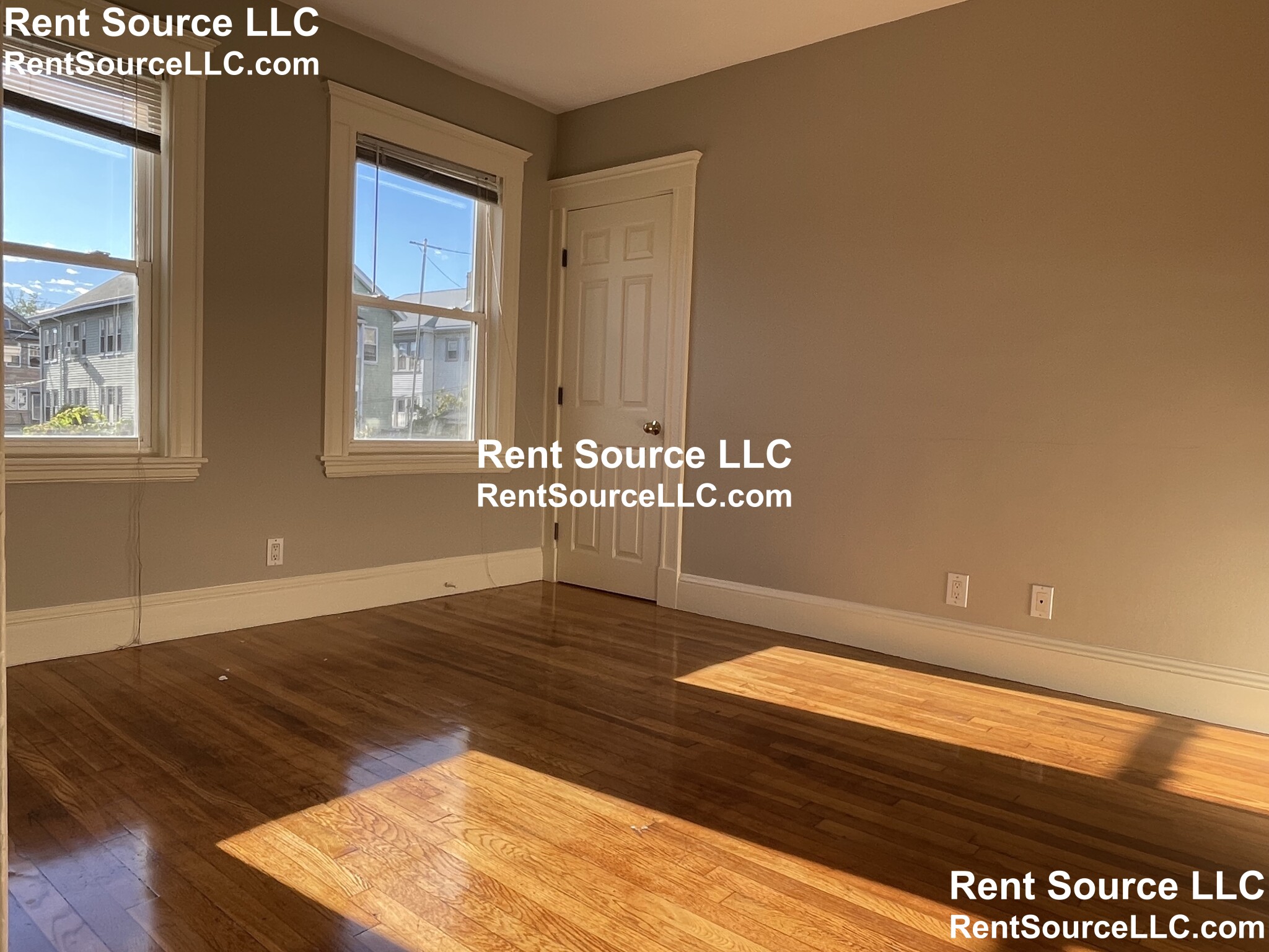2 bed, 1 bath apartment for rent at 40 Ten Hills Rd Unit 2, Winter Hill — photo 4 of 18