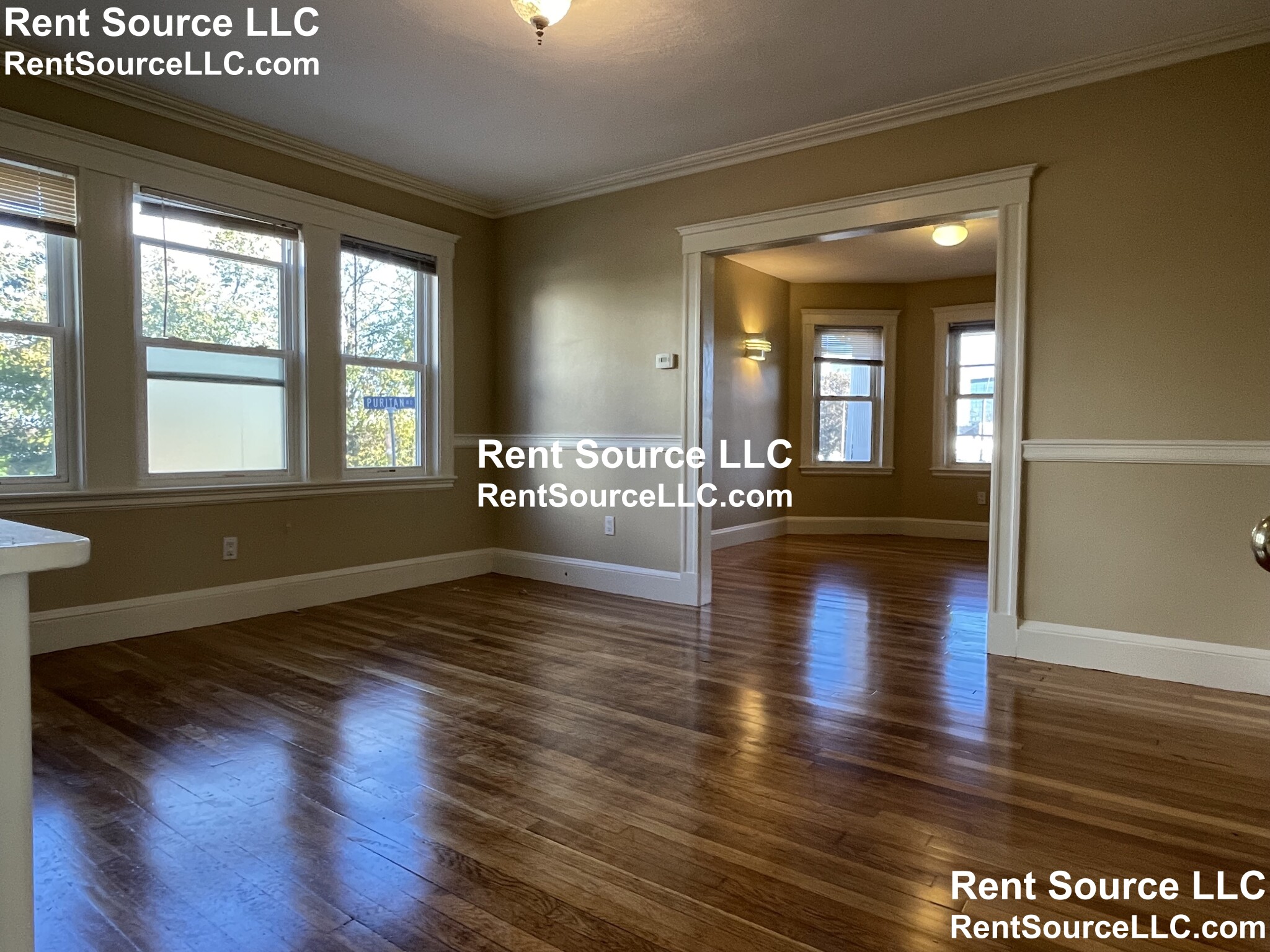 2 bed, 1 bath apartment for rent at 40 Ten Hills Rd Unit 2, Winter Hill — photo 1 of 18
