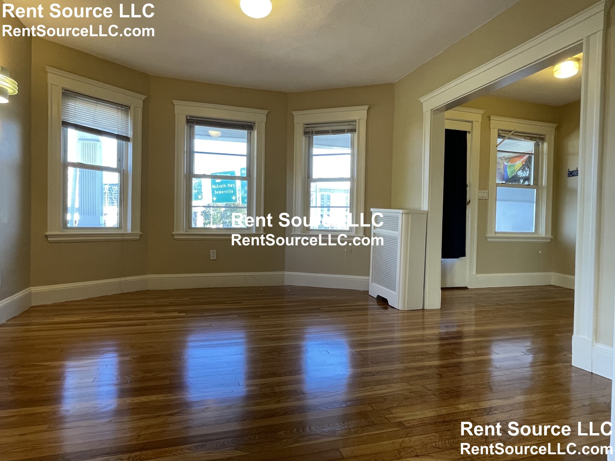2 bed, 1 bath apartment for rent at 40 Ten Hills Rd Unit 2, Winter Hill — photo 3 of 18