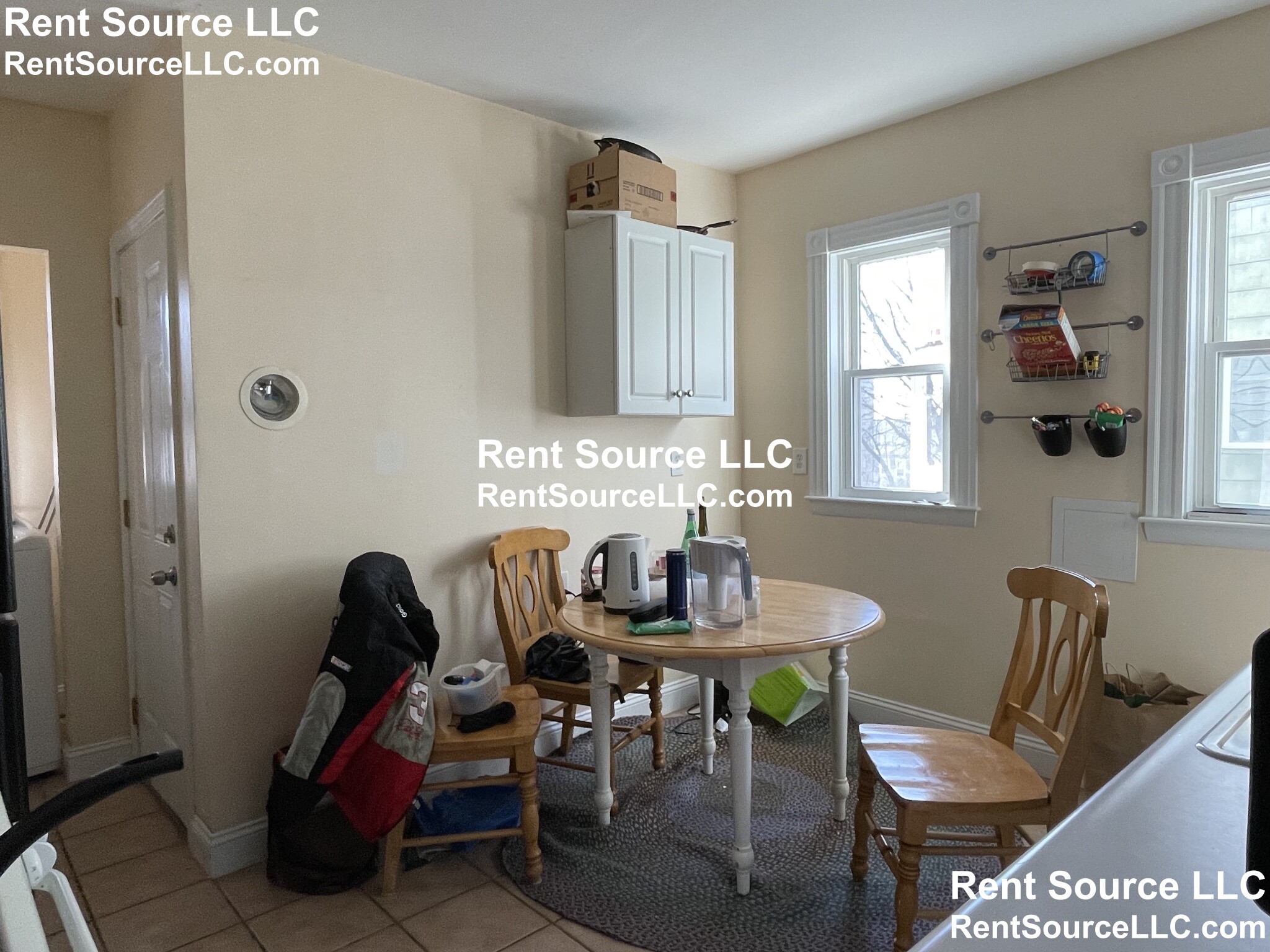 3 bed, 1 bath apartment for rent at 64 Conwell Ave Unit 2, Davis Square — photo 7 of 16