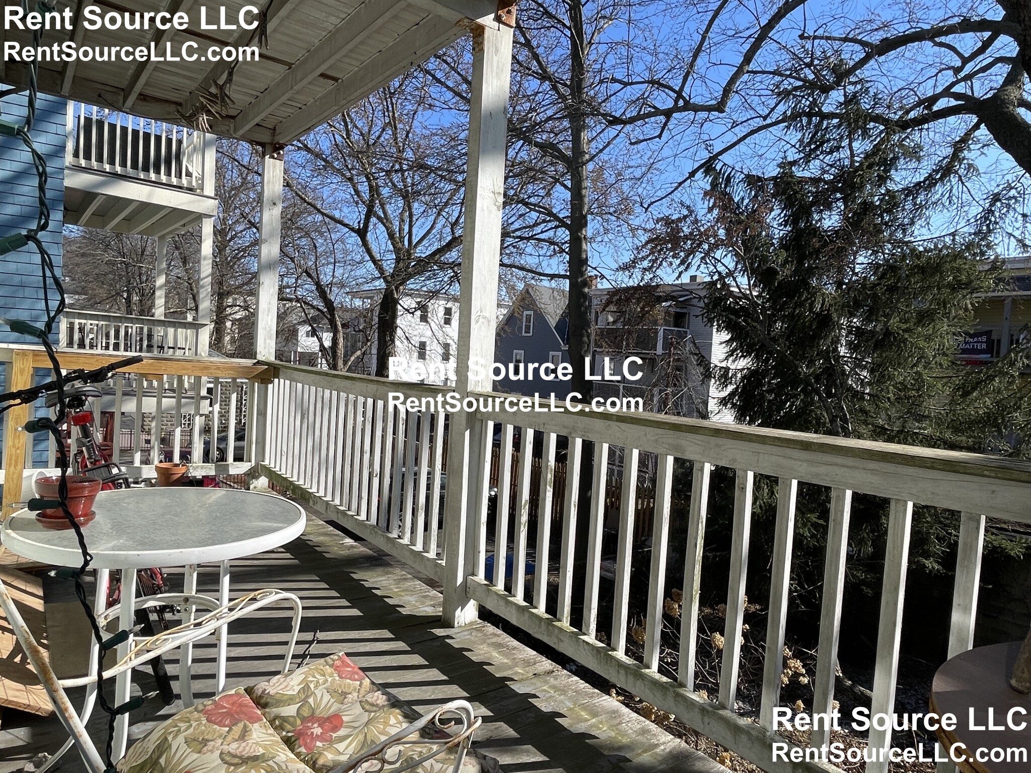 3 bed, 1 bath apartment for rent at 64 Conwell Ave Unit 2, Davis Square — photo 13 of 16