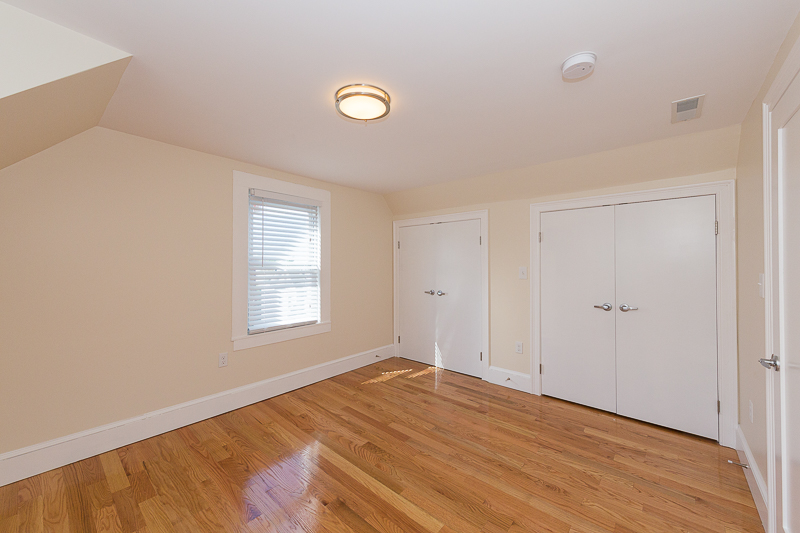 4 bed, 3 bath apartment for rent at 15 Rock Valley Ave Unit 1, Everett — photo 14 of 20
