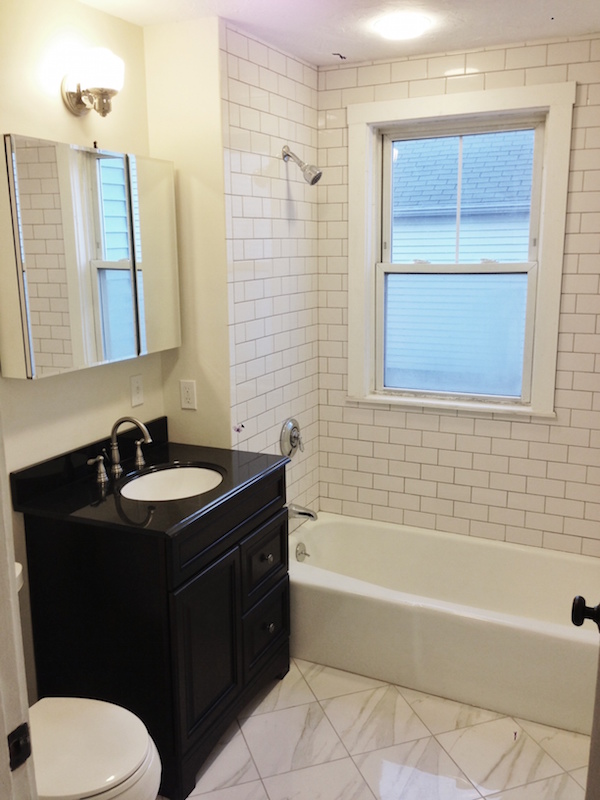 6 bed, 4+ bath apartment for rent at 36 Faneuil St Unit 2, Brighton — photo 2 of 4