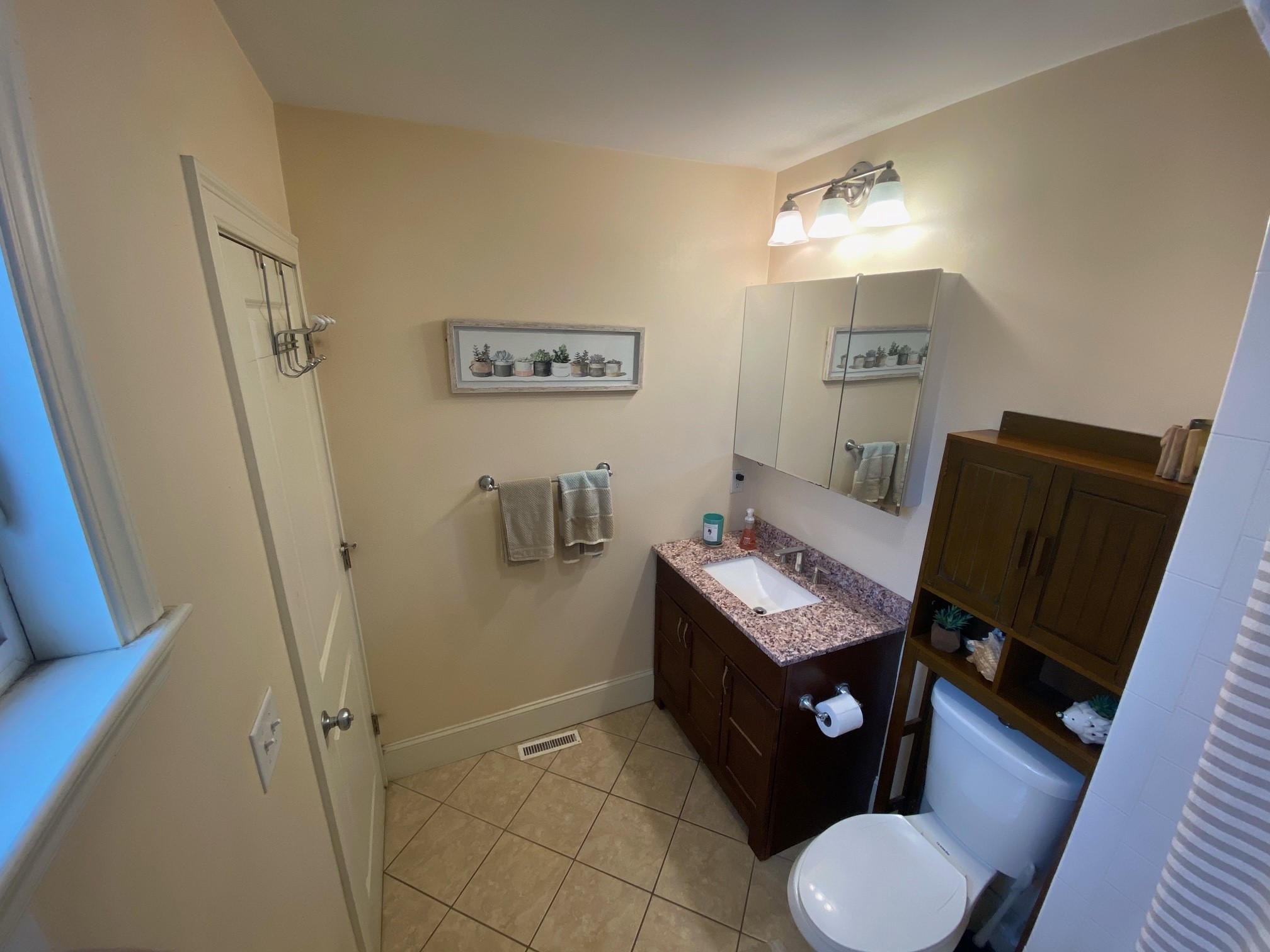 25 Lothrop St, Lower Allston