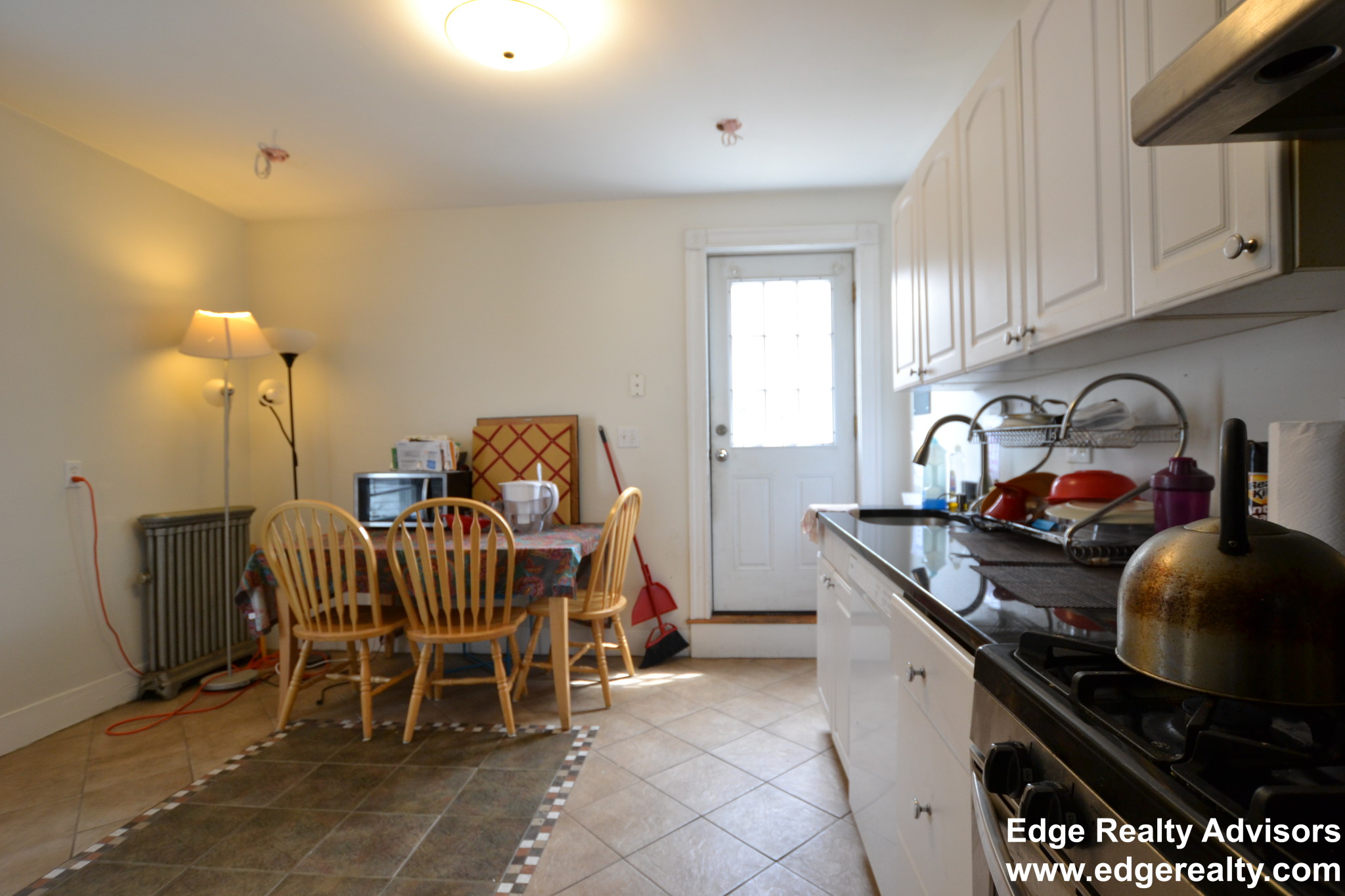 4 bed, 2 bath apartment for rent at 274 Crescent St Unit 2, Waltham