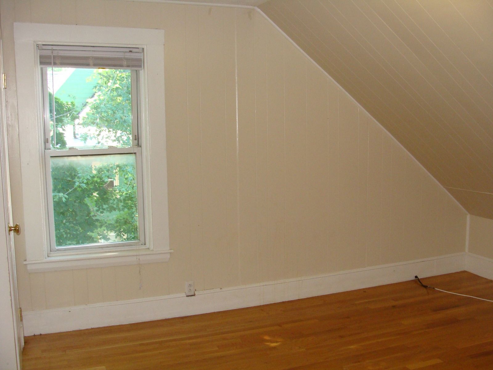 3 bed, 1 bath apartment for rent at 45 Pratt St Unit 3, Allston — photo 5 of 11