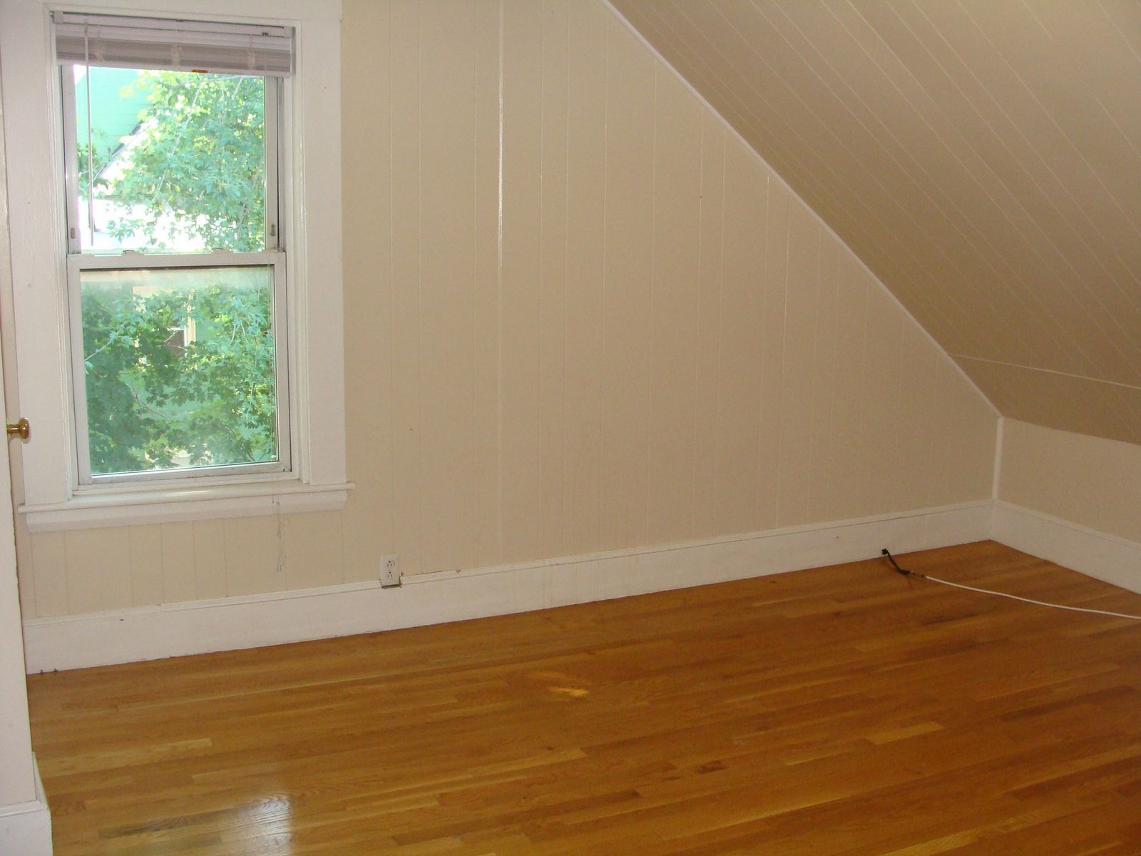 3 bed, 1 bath apartment for rent at 45 Pratt St Unit 3, Allston — photo 7 of 11