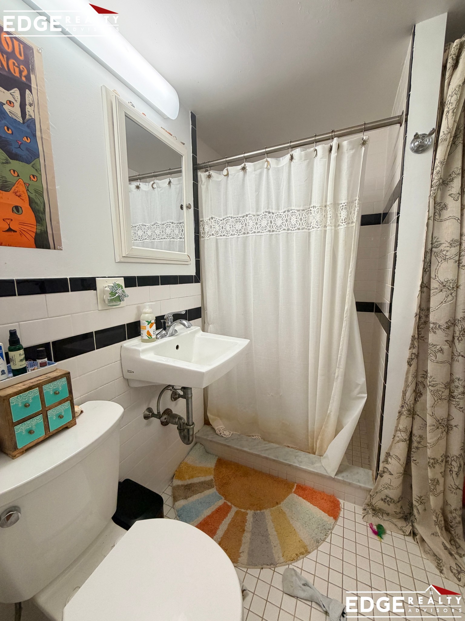 Photos of apartment on Euston Rd.,Boston MA 02135