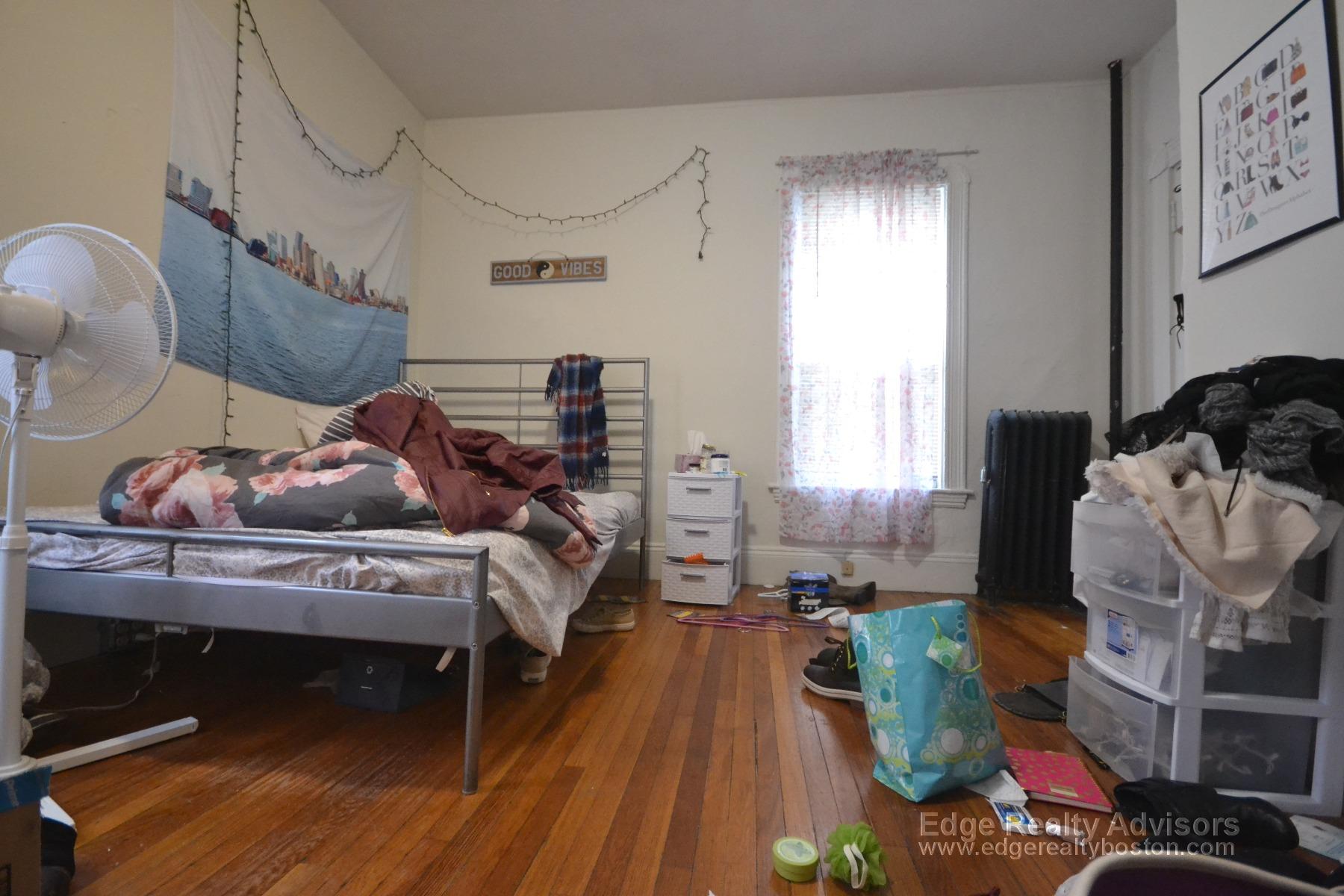 40 Brainerd Rd, Allston