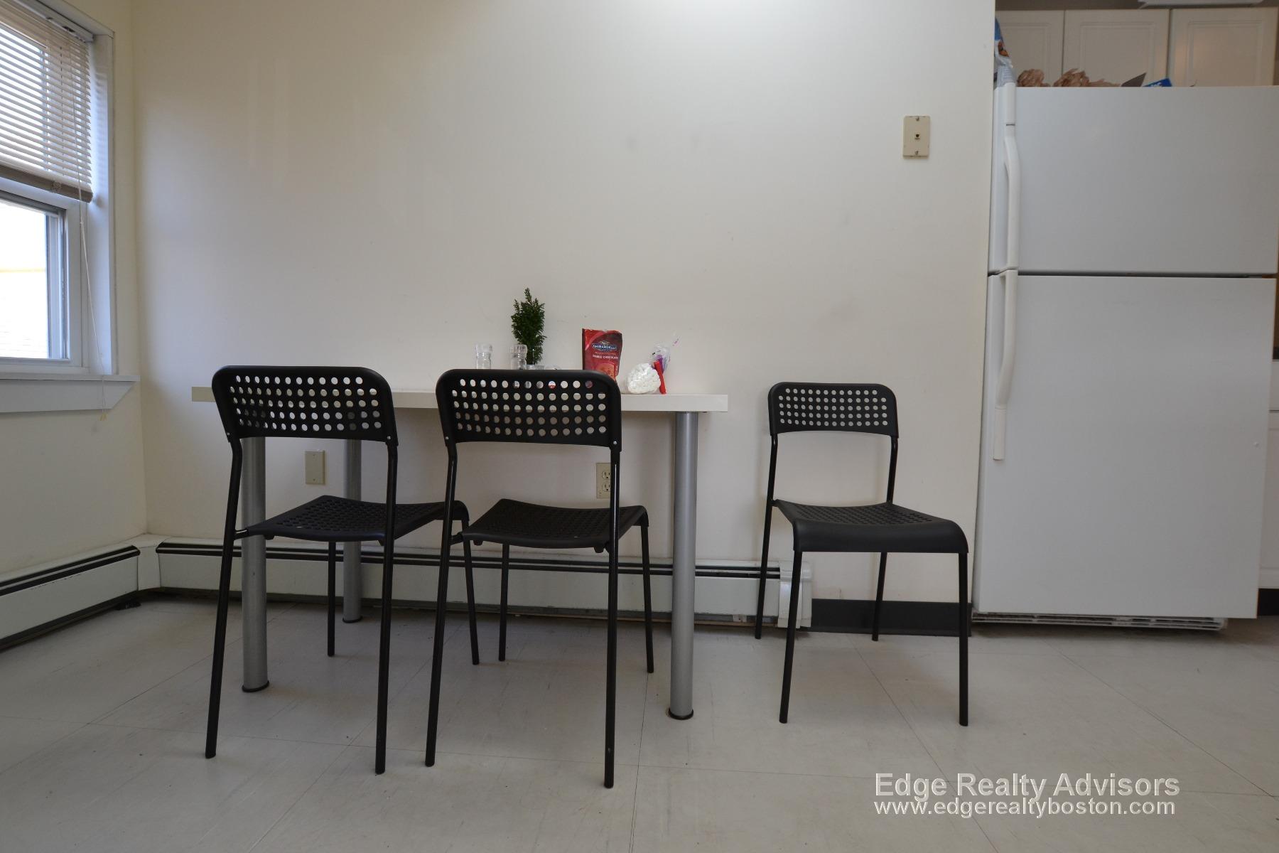 67 Ashford St, Allston