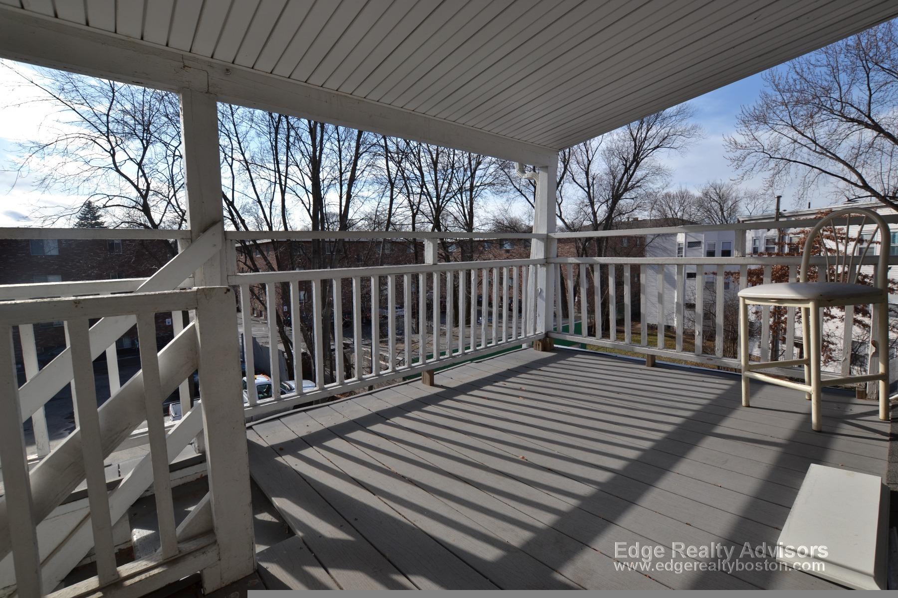 67 Ashford St, Allston