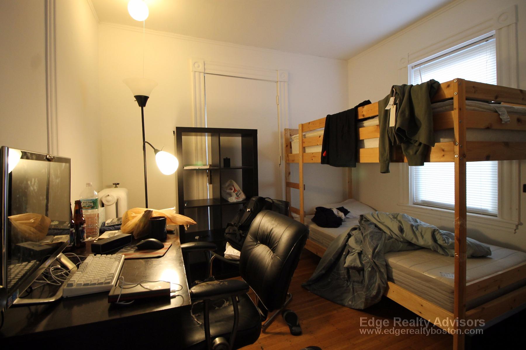 26 Ashford St, Allston