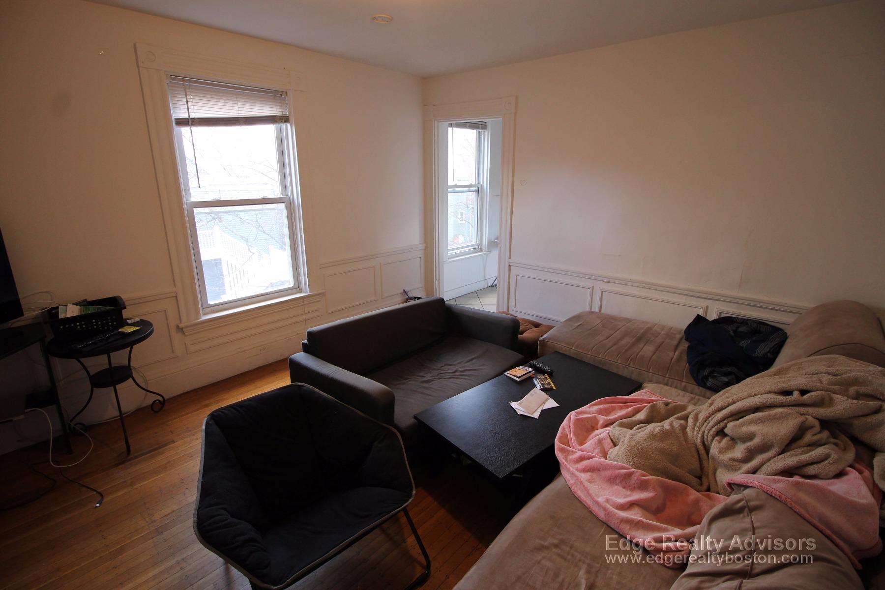 26 Ashford St, Allston