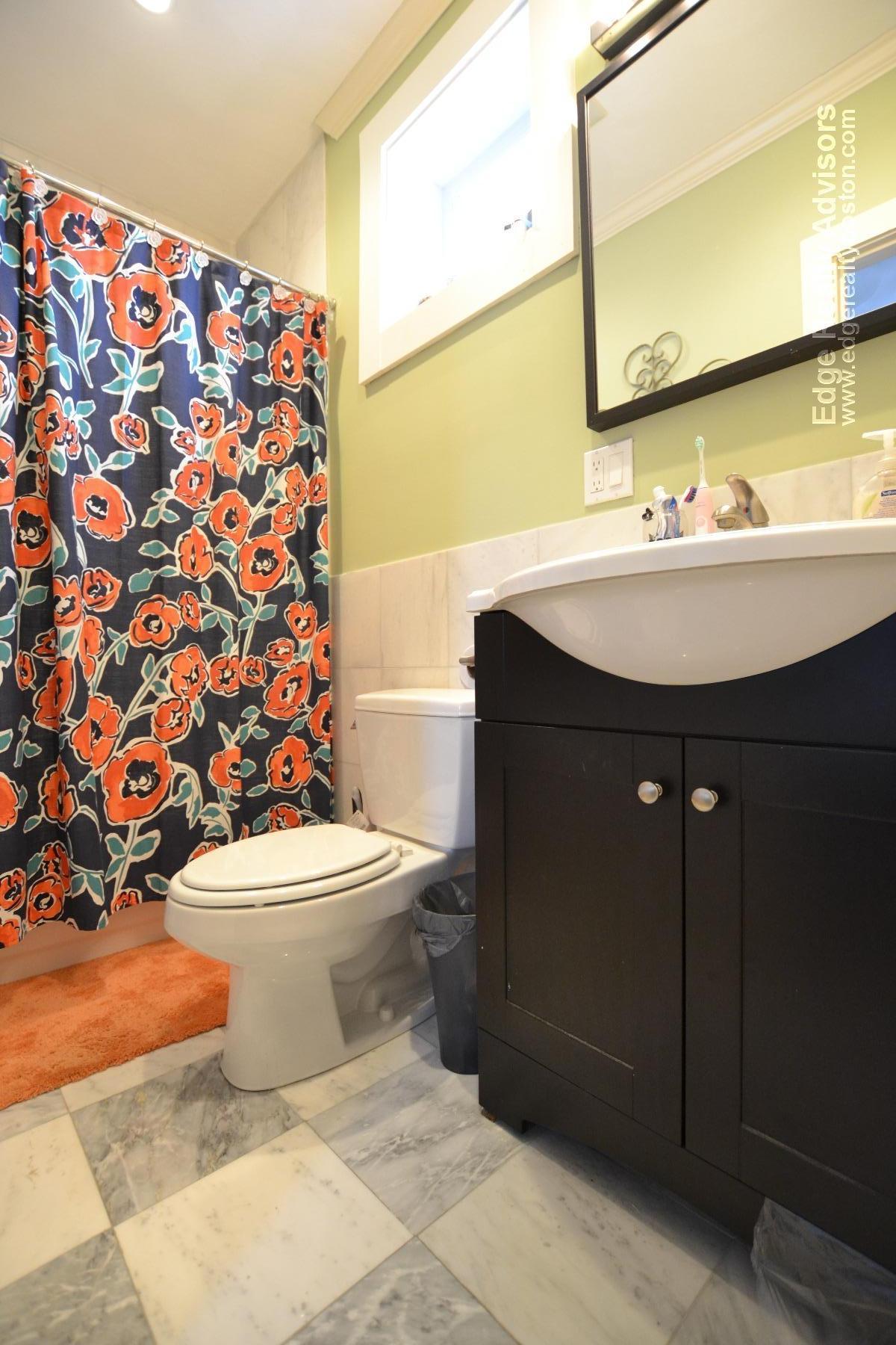 4 bed, 2 bath apartment for rent at 28 Justin Rd Unit 2, Brighton — photo 2 of 11