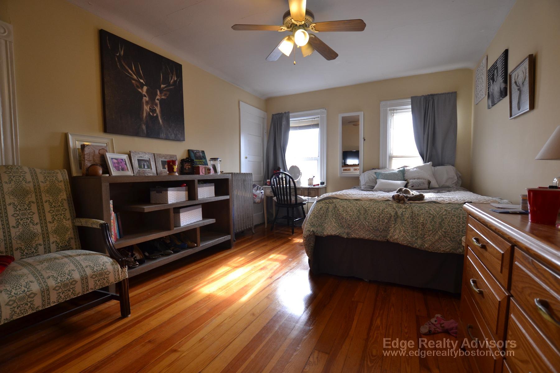 4 bed, 2 bath apartment for rent at 28 Justin Rd Unit 2, Brighton — photo 10 of 11