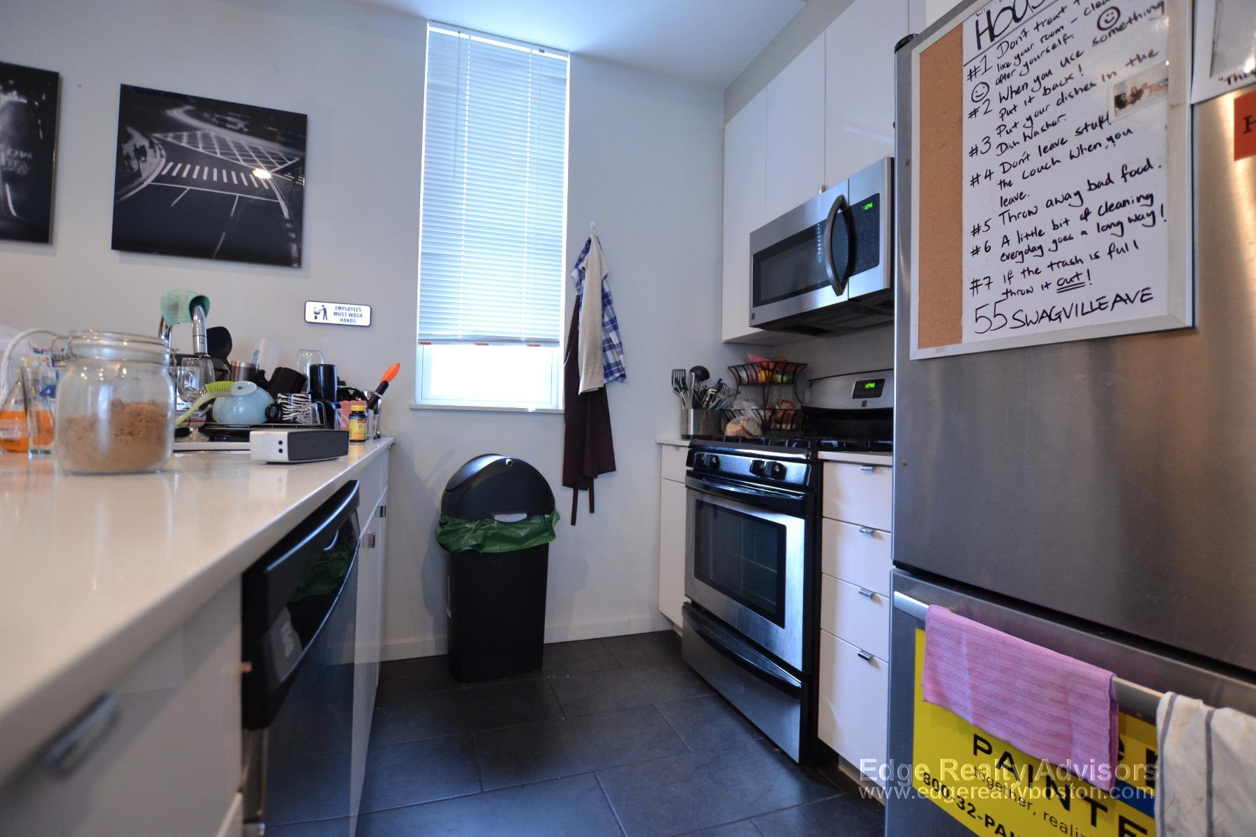 5 bed, 2.5 bath apartment for rent at 55 Glenville Ave, Allston — photo 6 of 15