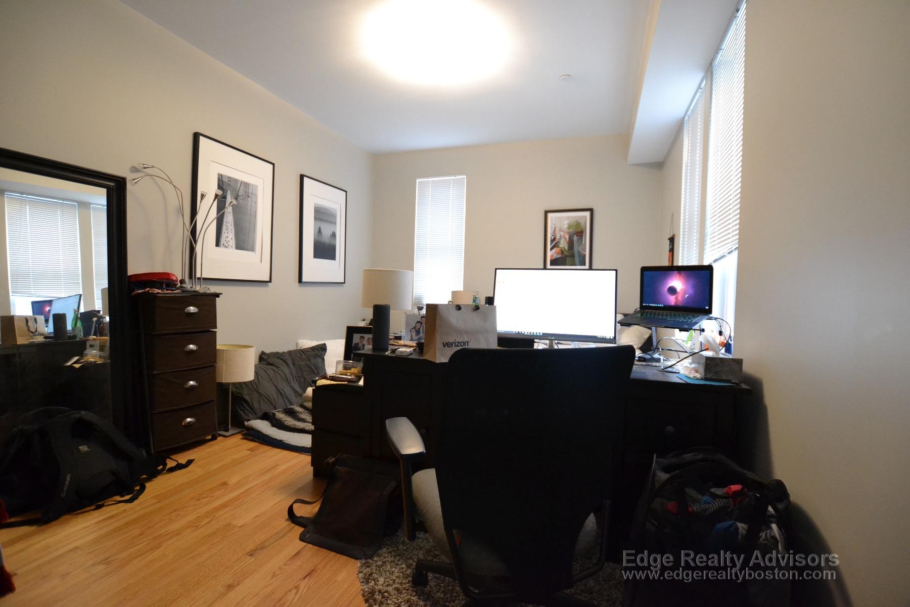 5 bed, 2.5 bath apartment for rent at 55 Glenville Ave, Allston — photo 13 of 15