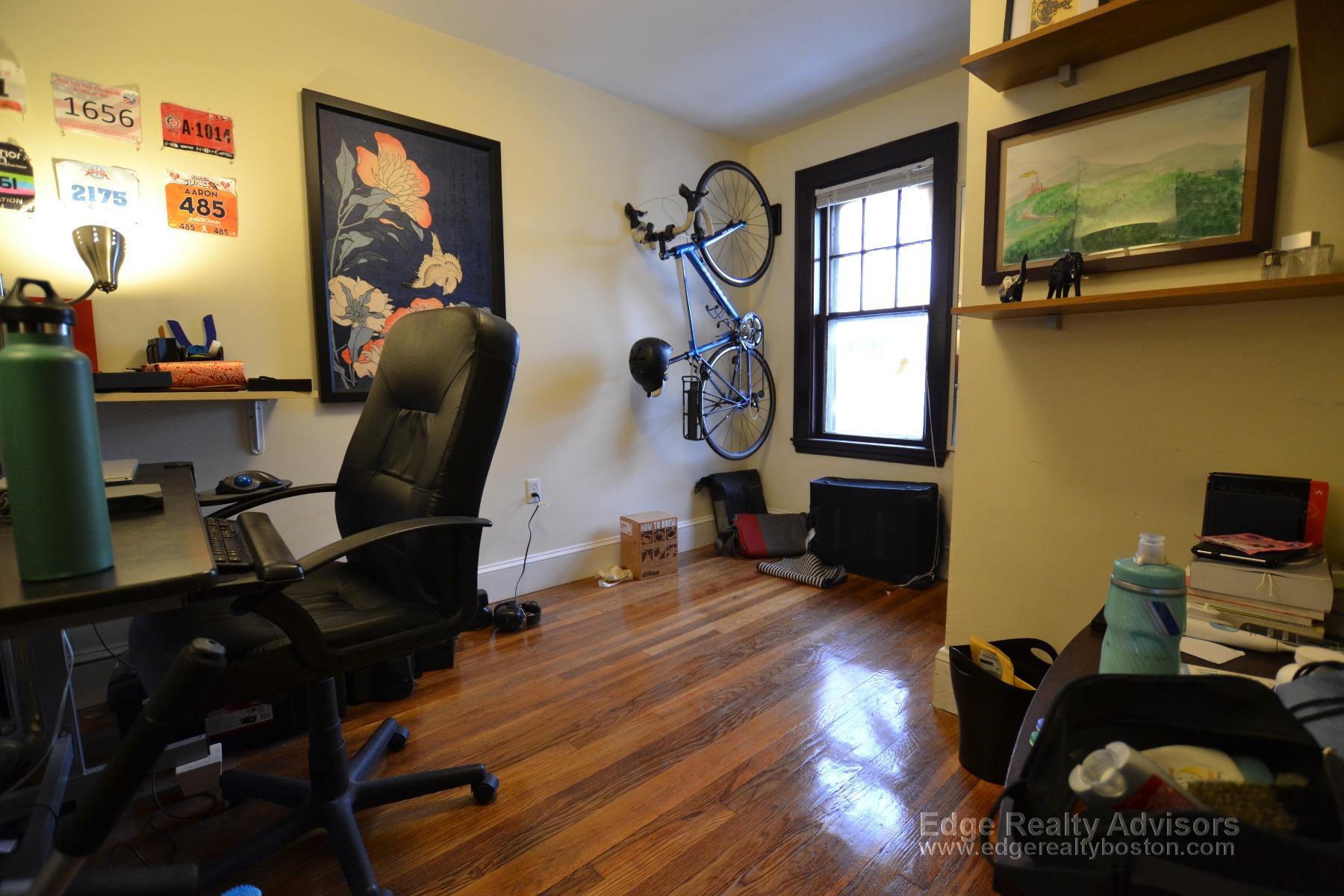 7 Donnybrook Rd, Brighton