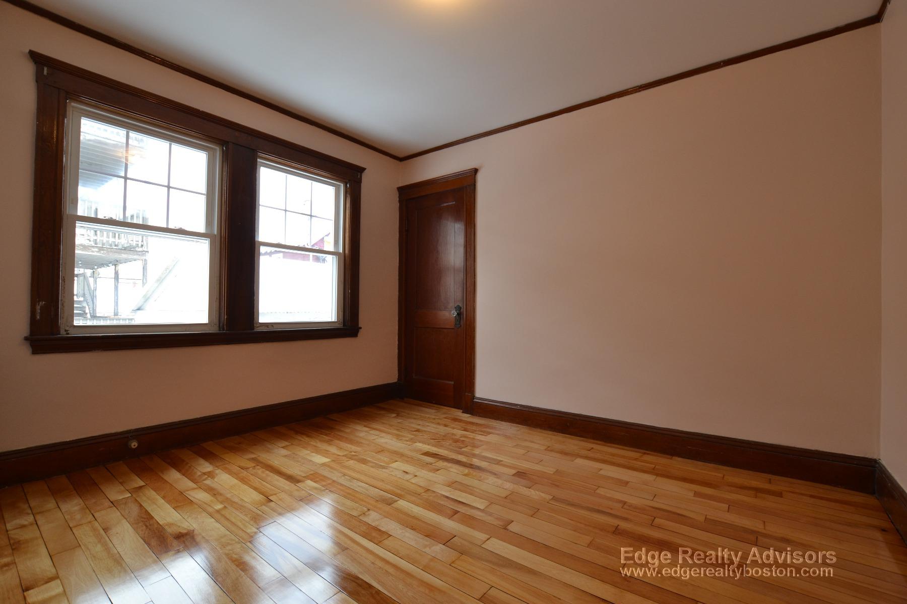 2 bed, 1 bath apartment for rent at 111 Oakland St Unit 1, Brighton — photo 14 of 14