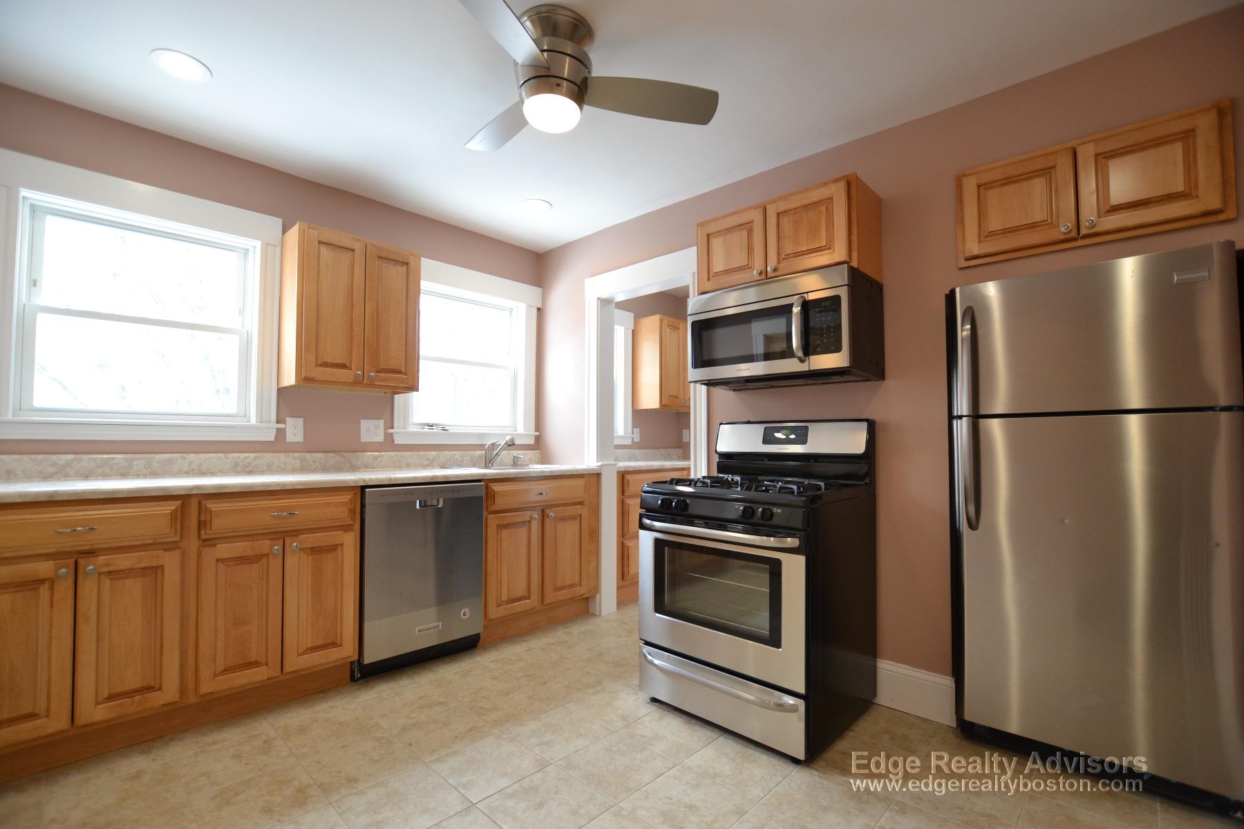 2 bed, 1 bath apartment for rent at 111 Oakland St Unit 1, Brighton — photo 1 of 14