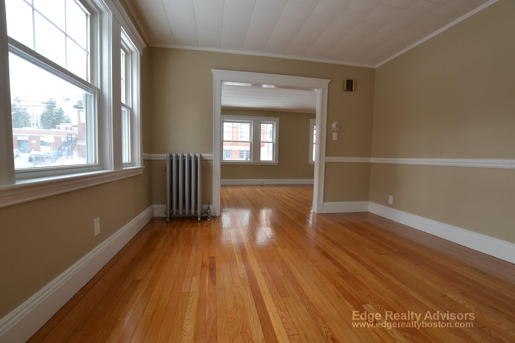 2 bed, 1 bath apartment for rent at 111 Oakland St Unit 1, Brighton — photo 8 of 14