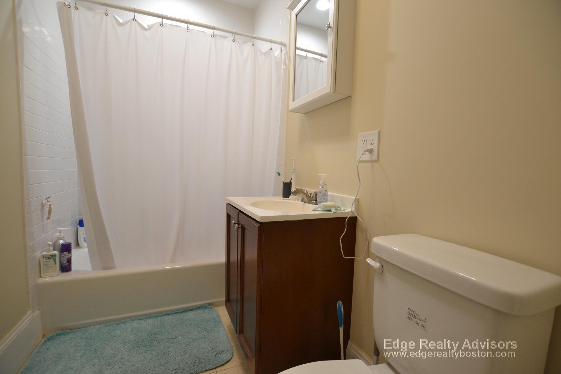 40 Atkins St, Brighton