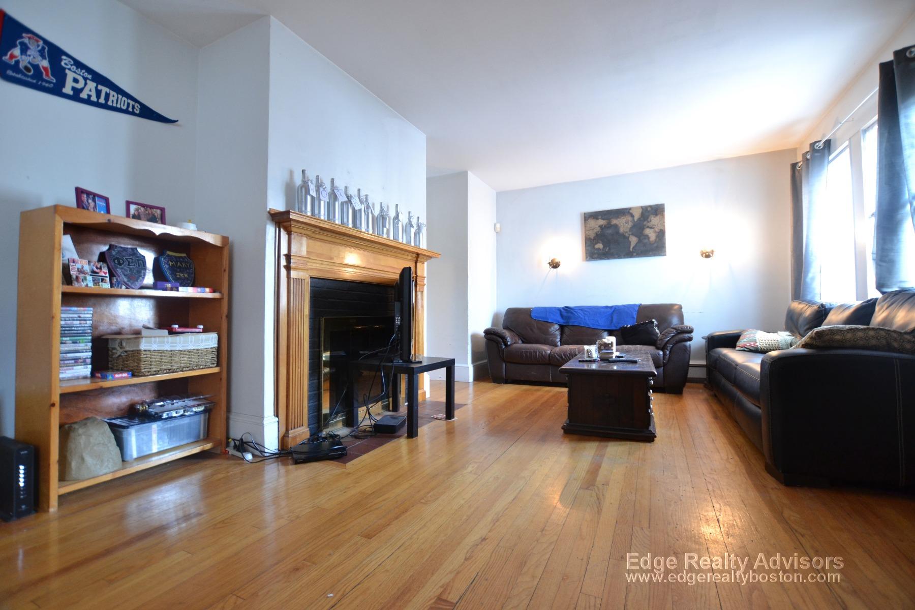 3 bed, 1.5 bath apartment for rent at 6 Lane Park Unit 1, Brighton — photo 2 of 18