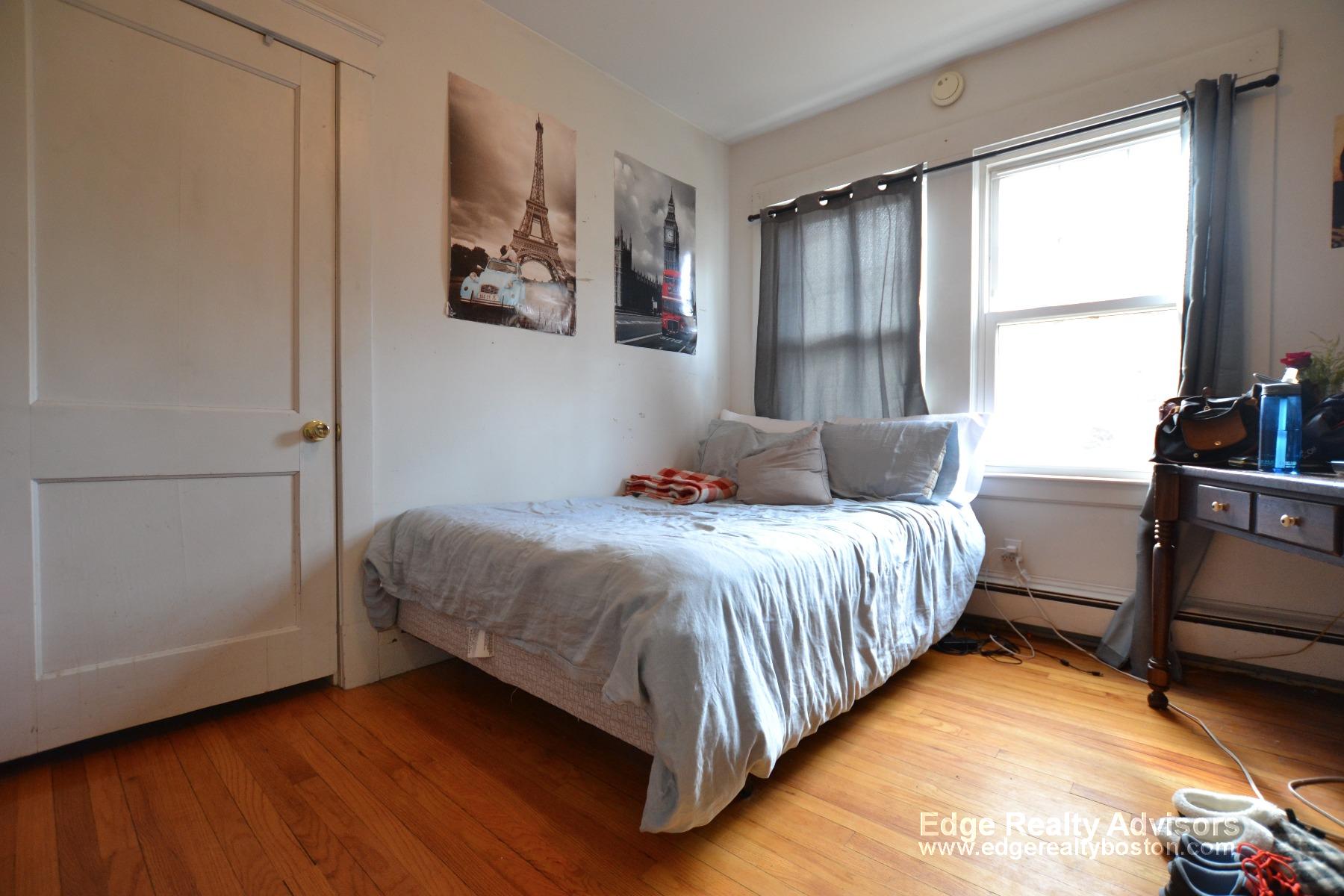3 bed, 1.5 bath apartment for rent at 6 Lane Park Unit 1, Brighton — photo 14 of 18