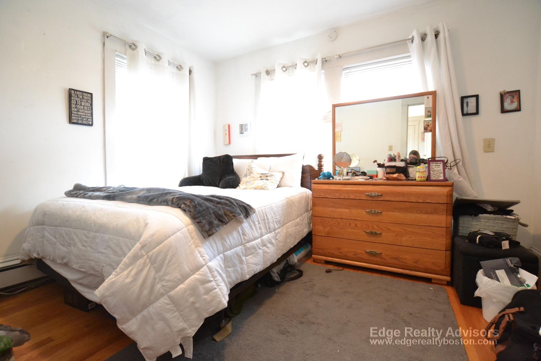3 bed, 1.5 bath apartment for rent at 6 Lane Park Unit 1, Brighton — photo 11 of 18