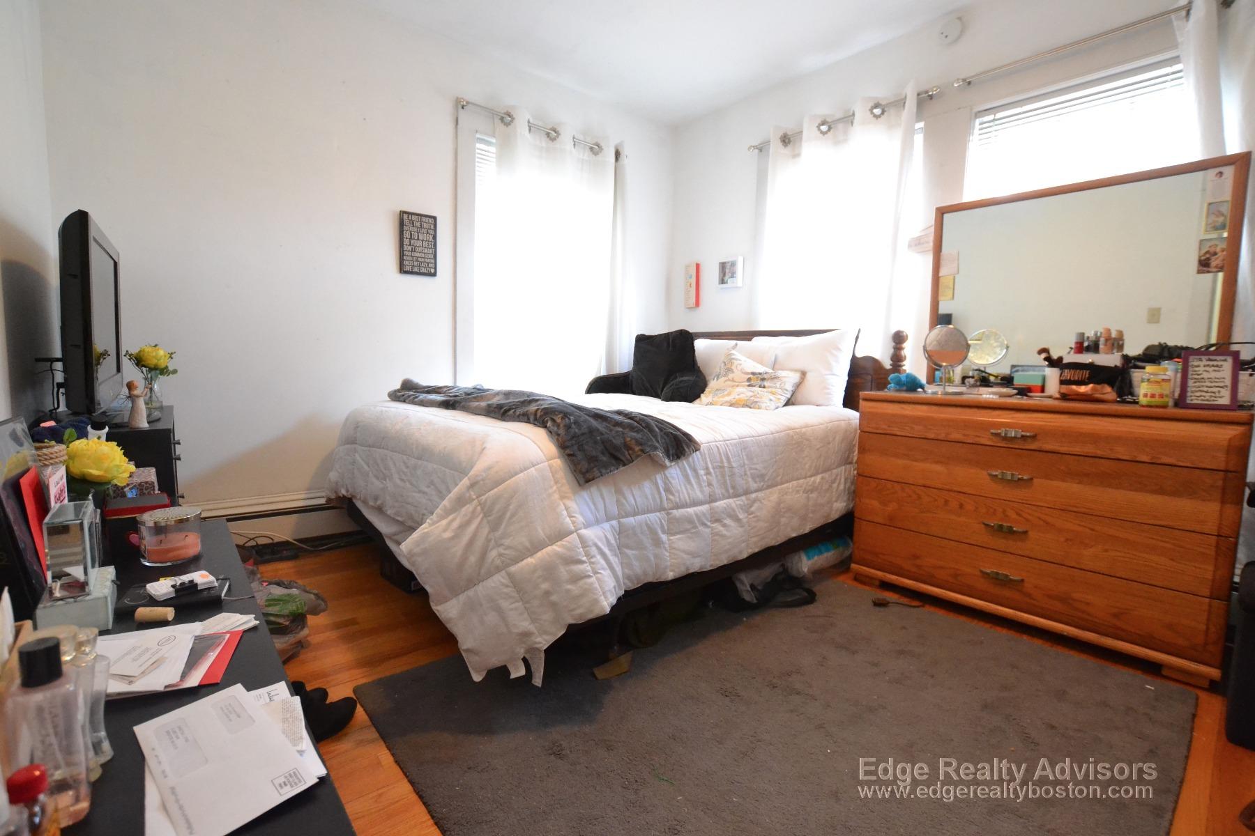 3 bed, 1.5 bath apartment for rent at 6 Lane Park Unit 1, Brighton — photo 10 of 18