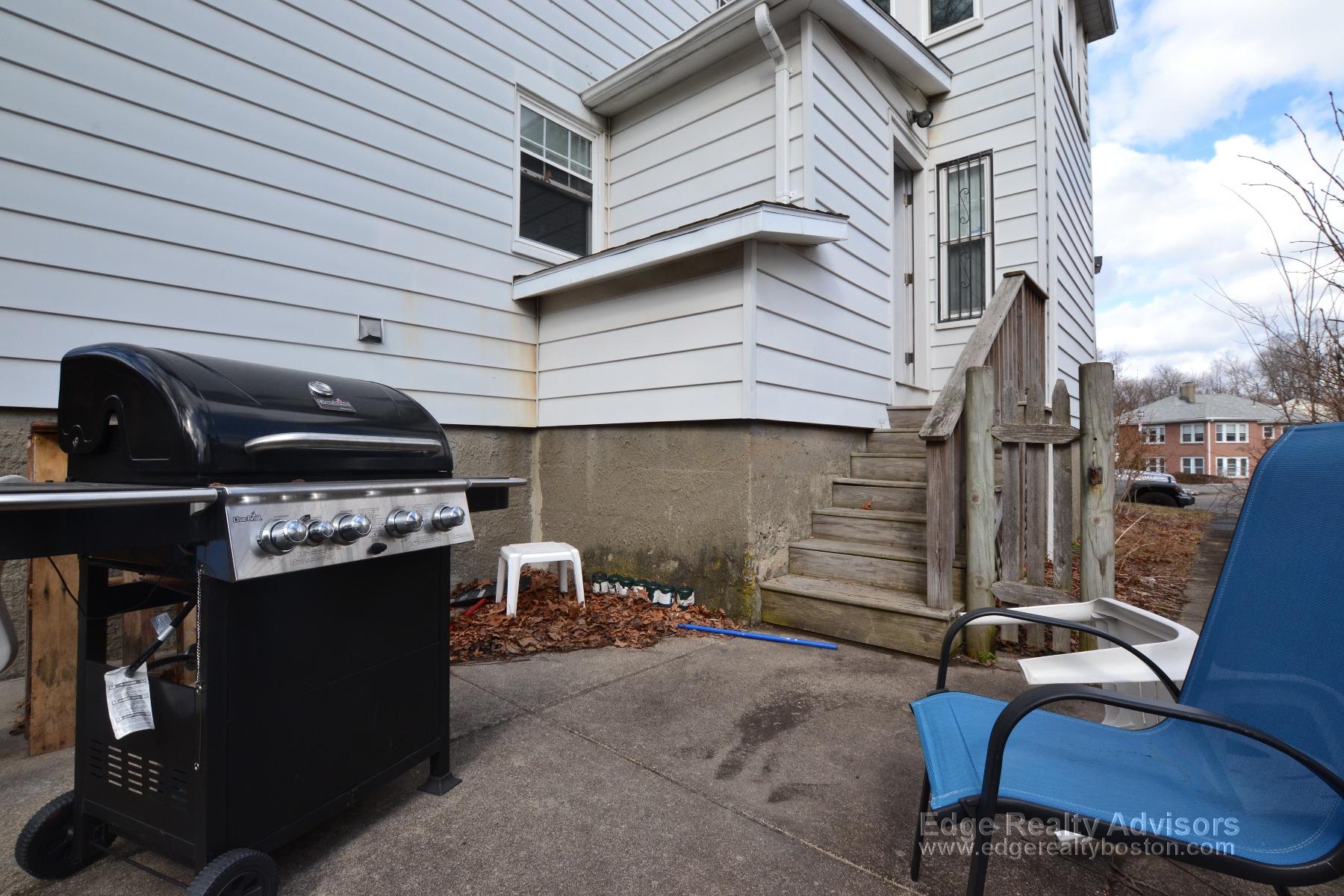 3 bed, 1.5 bath apartment for rent at 6 Lane Park Unit 1, Brighton — photo 18 of 18
