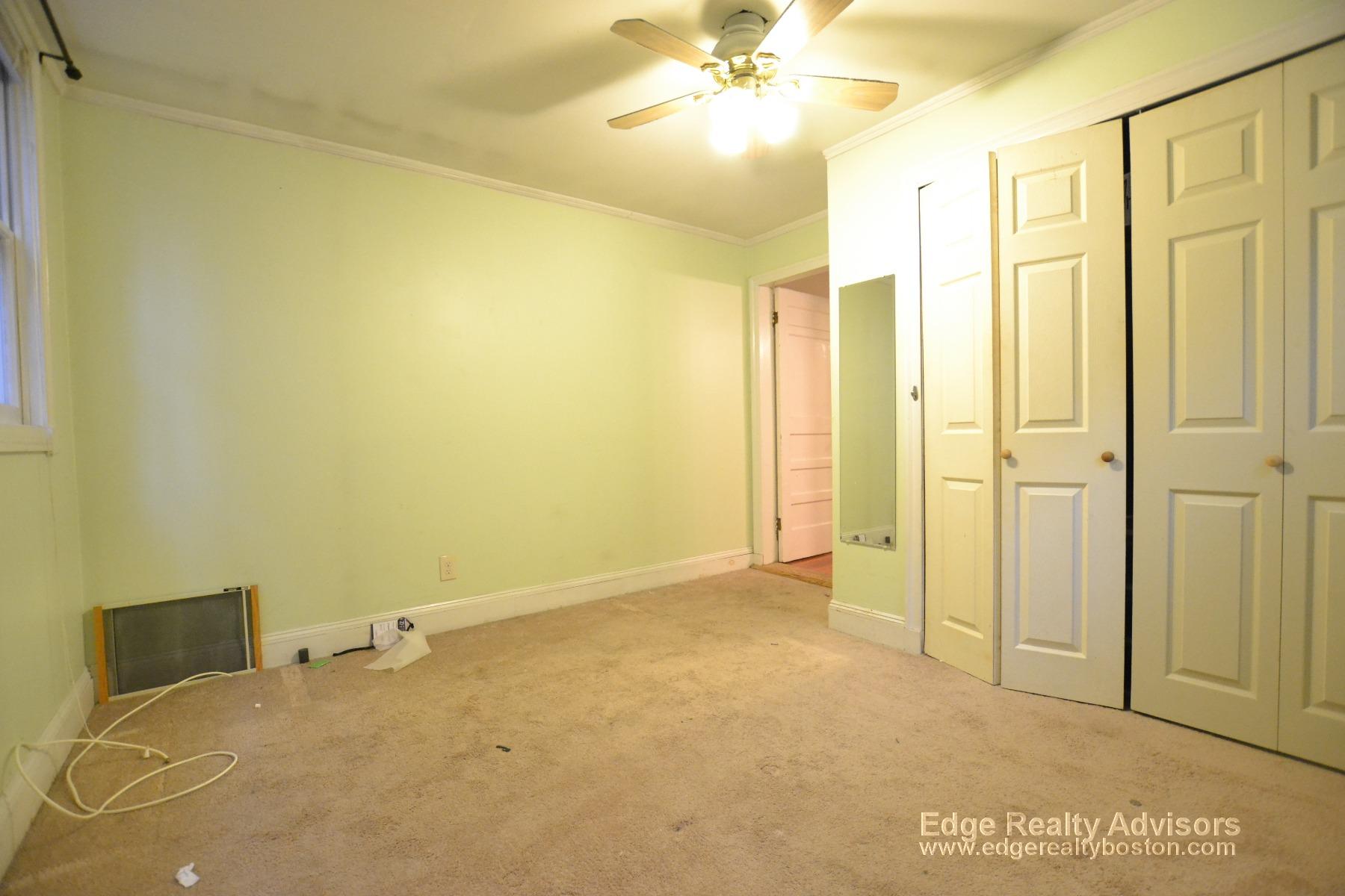 3 bed, 1 bath apartment for rent at 19 Atkins St Unit 1, Brighton — photo 8 of 10