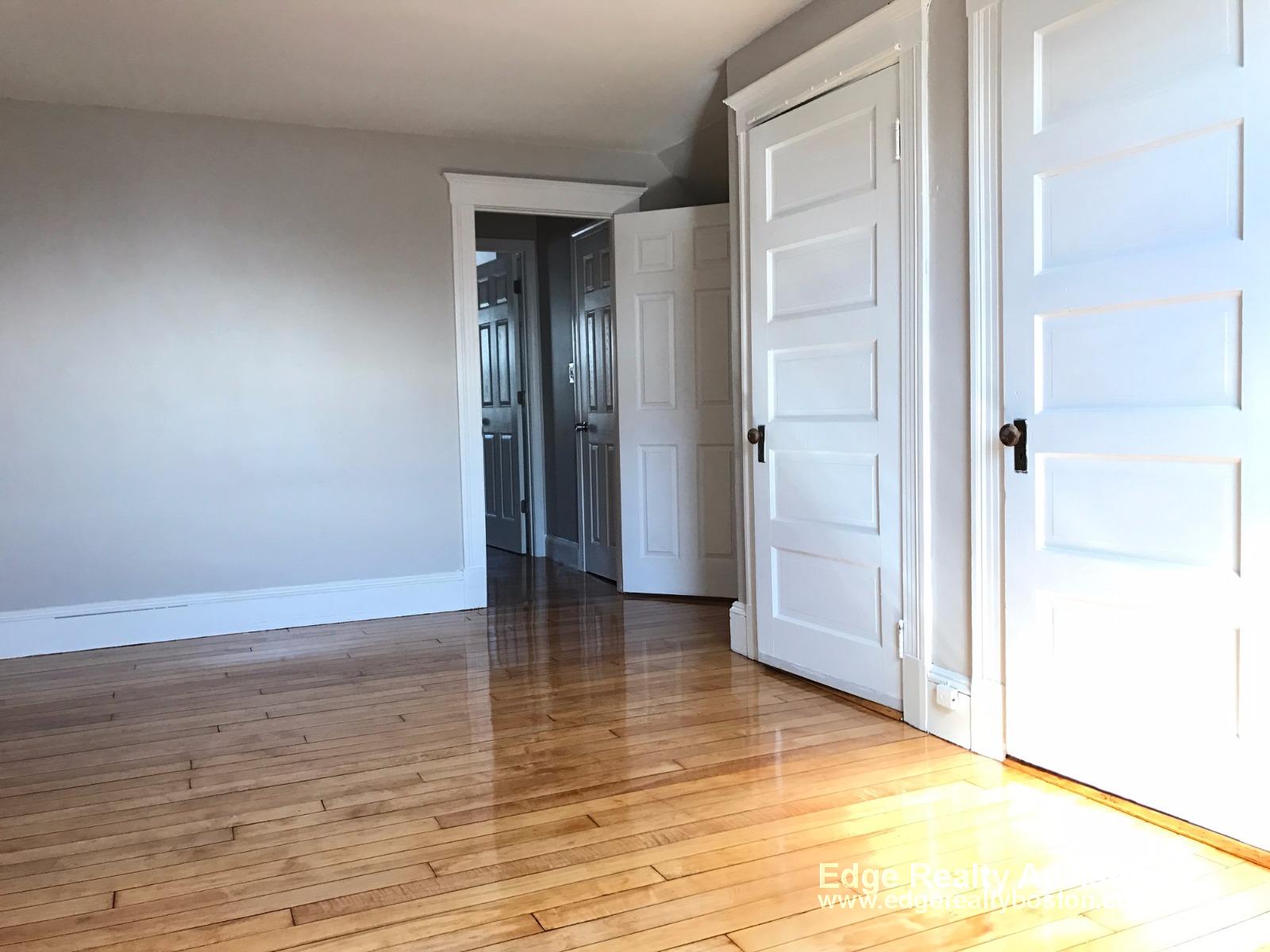 2 bed, 1 bath apartment for rent at 125 Brooks St Unit 1, Brighton — photo 11 of 14