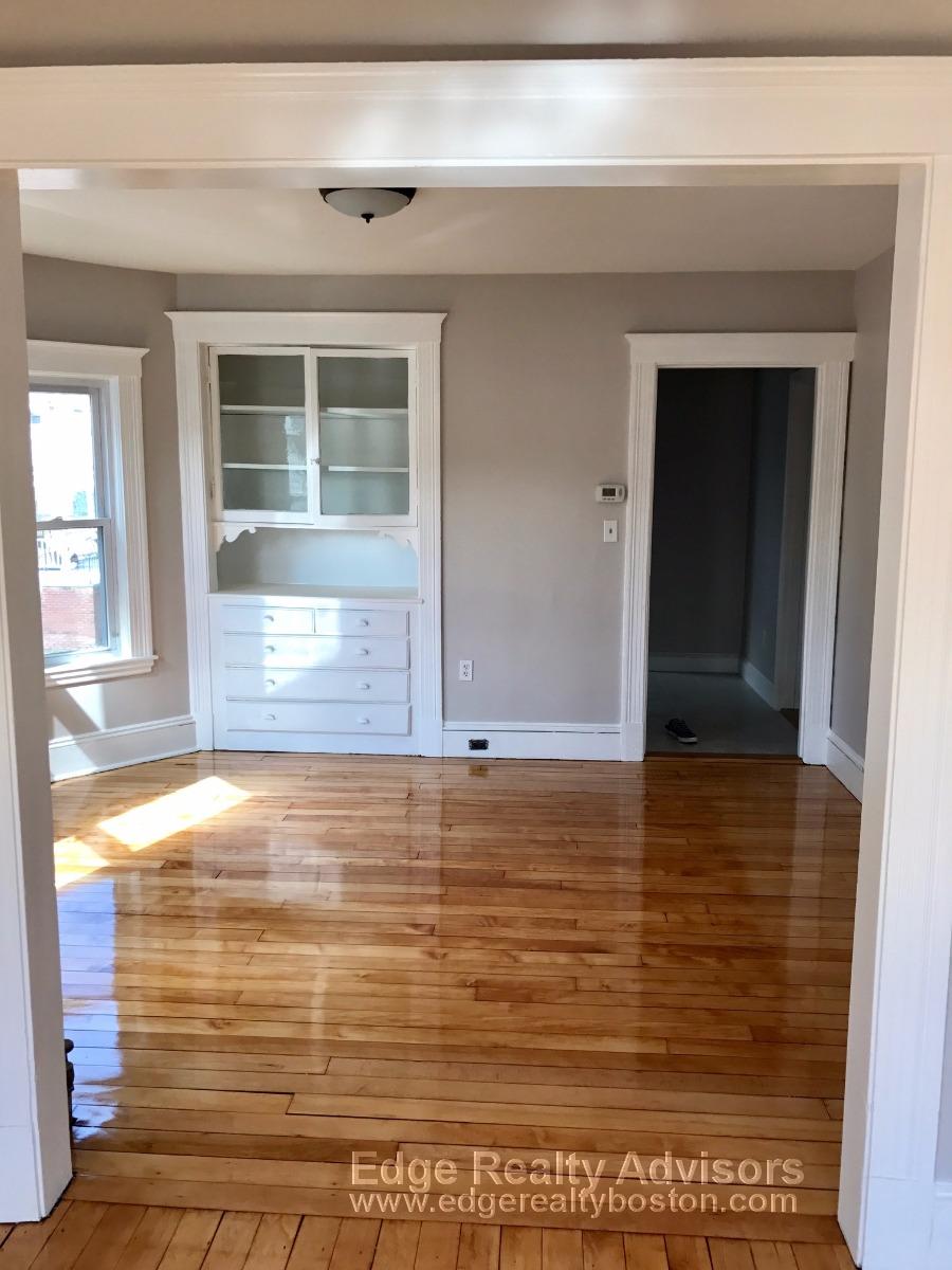 2 bed, 1 bath apartment for rent at 125 Brooks St Unit 1, Brighton — photo 7 of 14