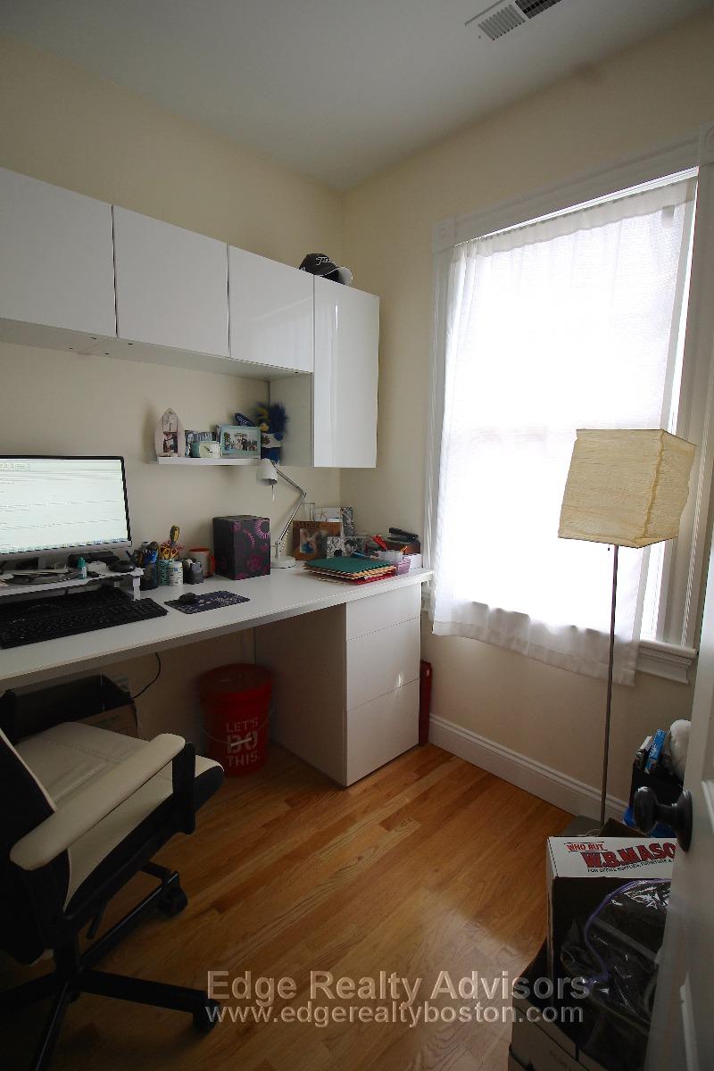 3 bed, 2.5 bath apartment for rent at 23 Brooksdale Rd Unit 1, Brighton — photo 9 of 19