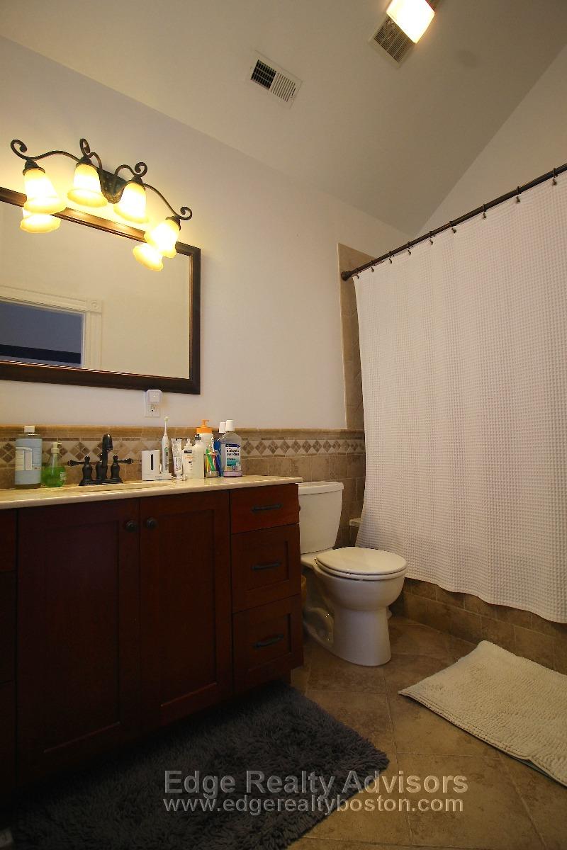 3 bed, 2.5 bath apartment for rent at 23 Brooksdale Rd Unit 1, Brighton — photo 10 of 19