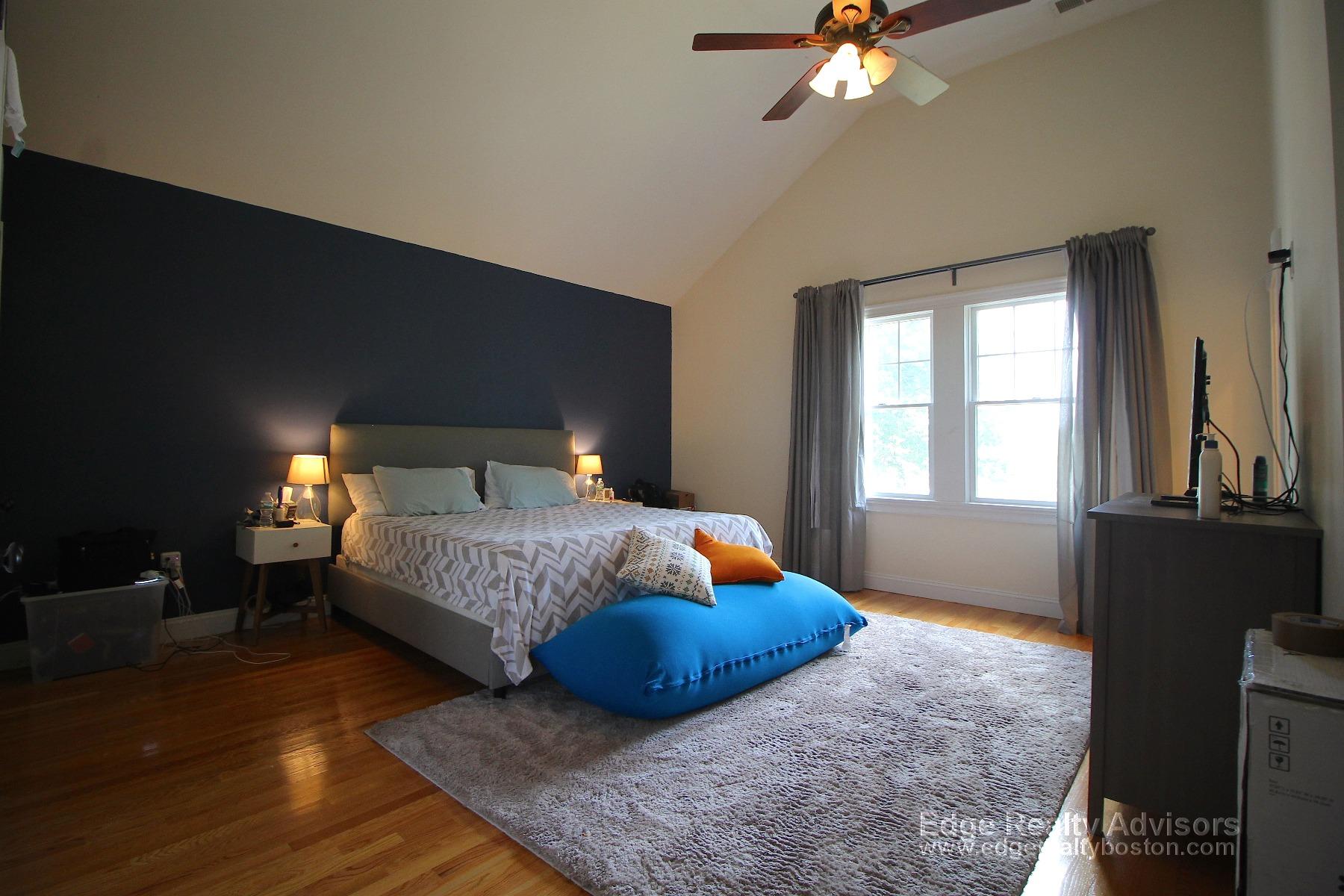 3 bed, 2.5 bath apartment for rent at 23 Brooksdale Rd Unit 1, Brighton — photo 7 of 19