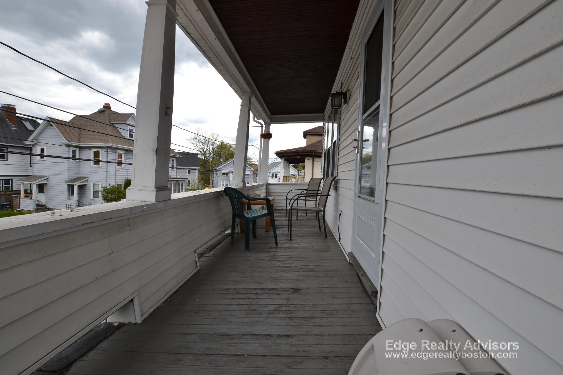 2.5 bed, 1 bath apartment for rent at 12 Niles St Unit 1, Brighton — photo 8 of 11