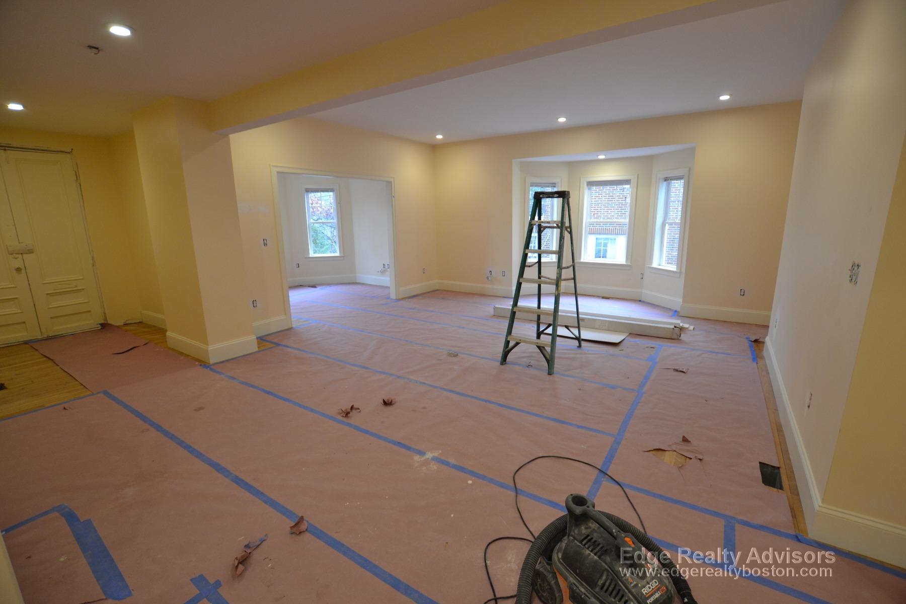 5 bed, 3.5 bath apartment for rent at 26 Bothwell Rd Unit 2 (R), Brighton — photo 6 of 18
