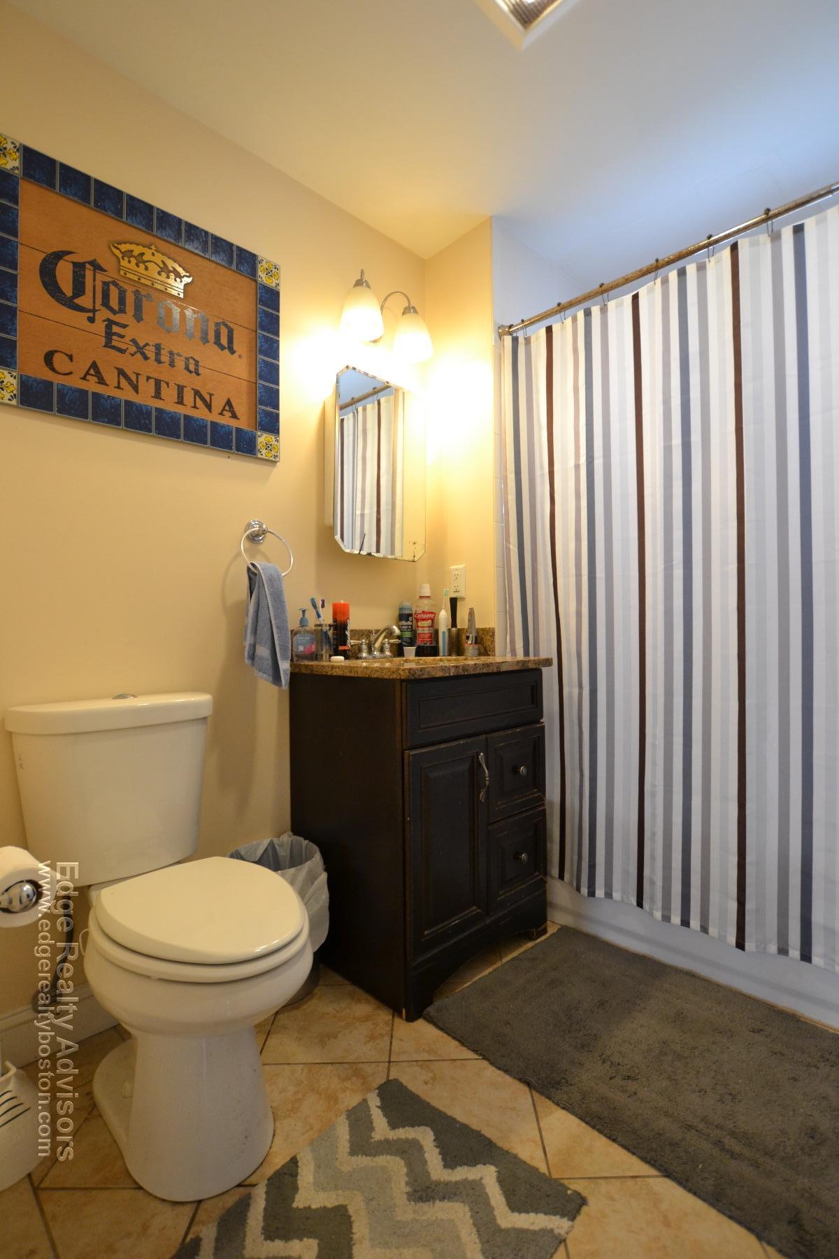 3 bed, 1 bath apartment for rent at 5 Benson St Unit 2, Brighton — photo 5 of 13