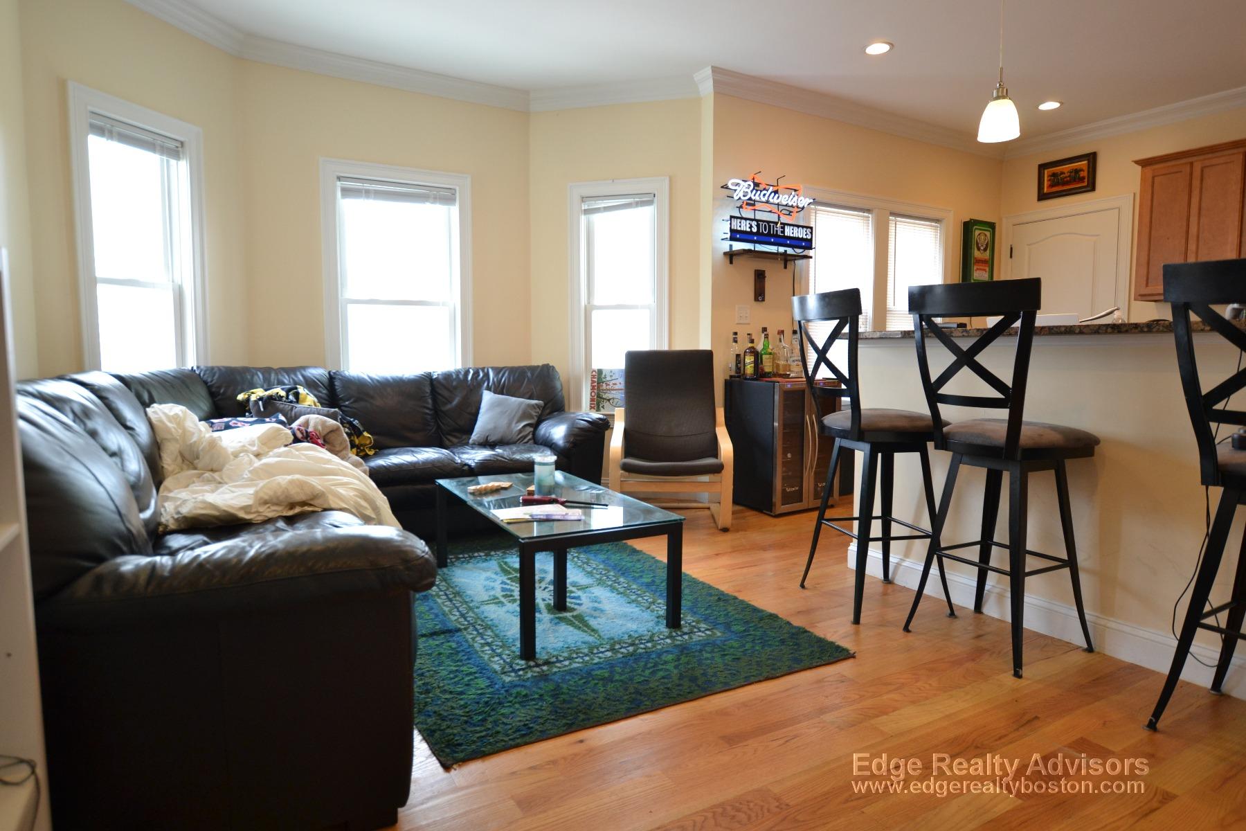 3 bed, 1 bath apartment for rent at 5 Benson St Unit 2, Brighton — photo 7 of 13